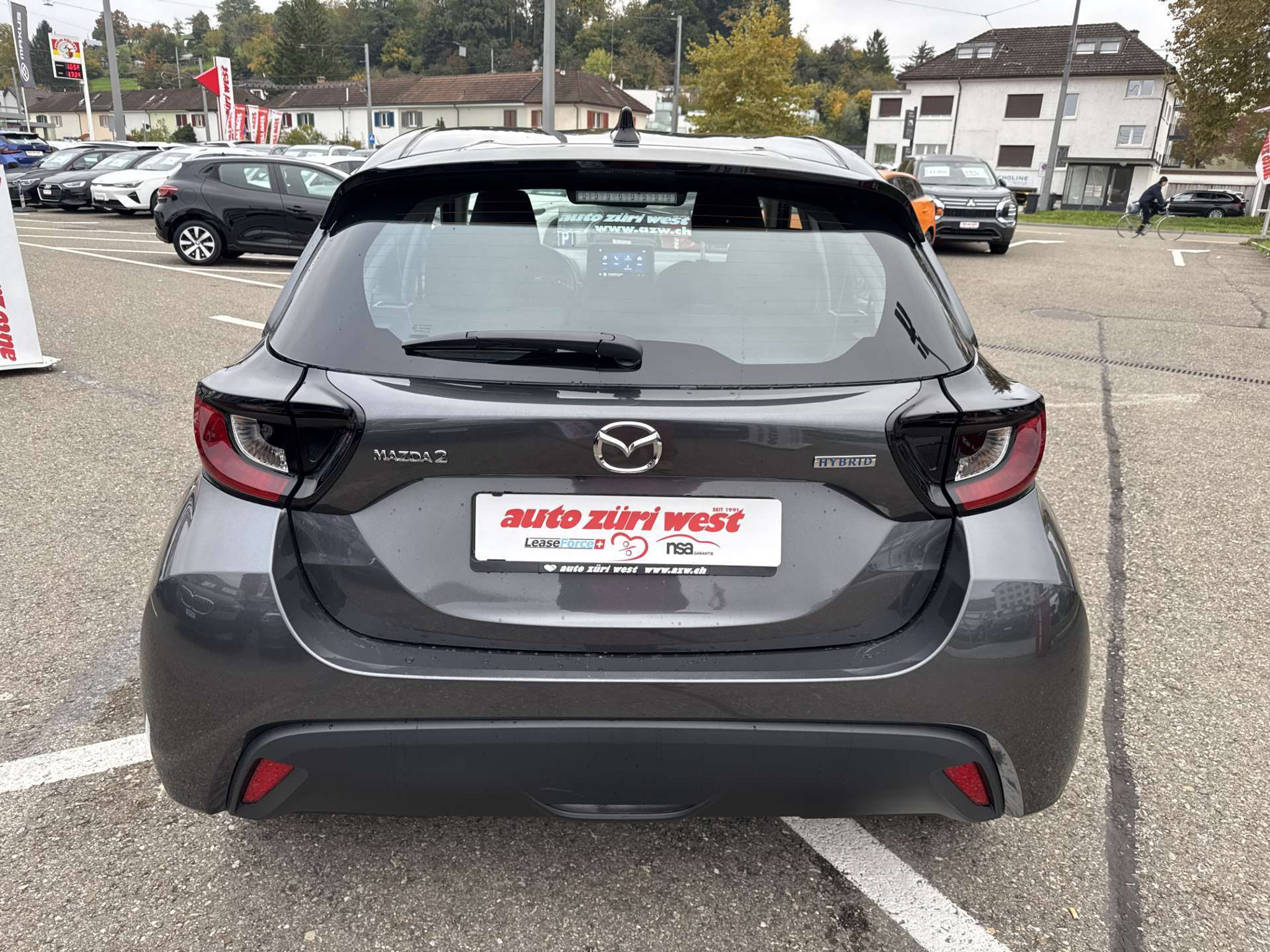 listing desktop thumbnail image 14