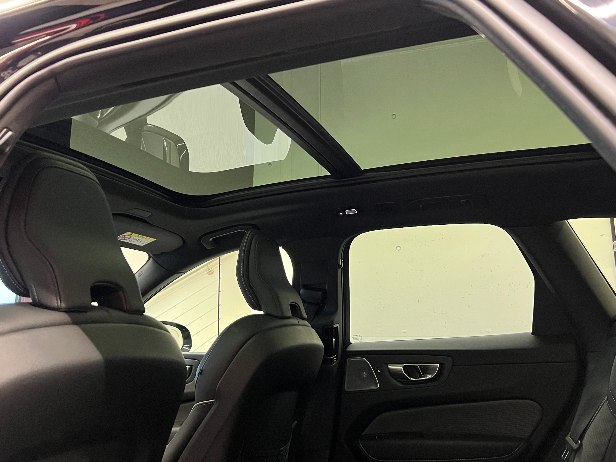 listing desktop thumbnail image 17