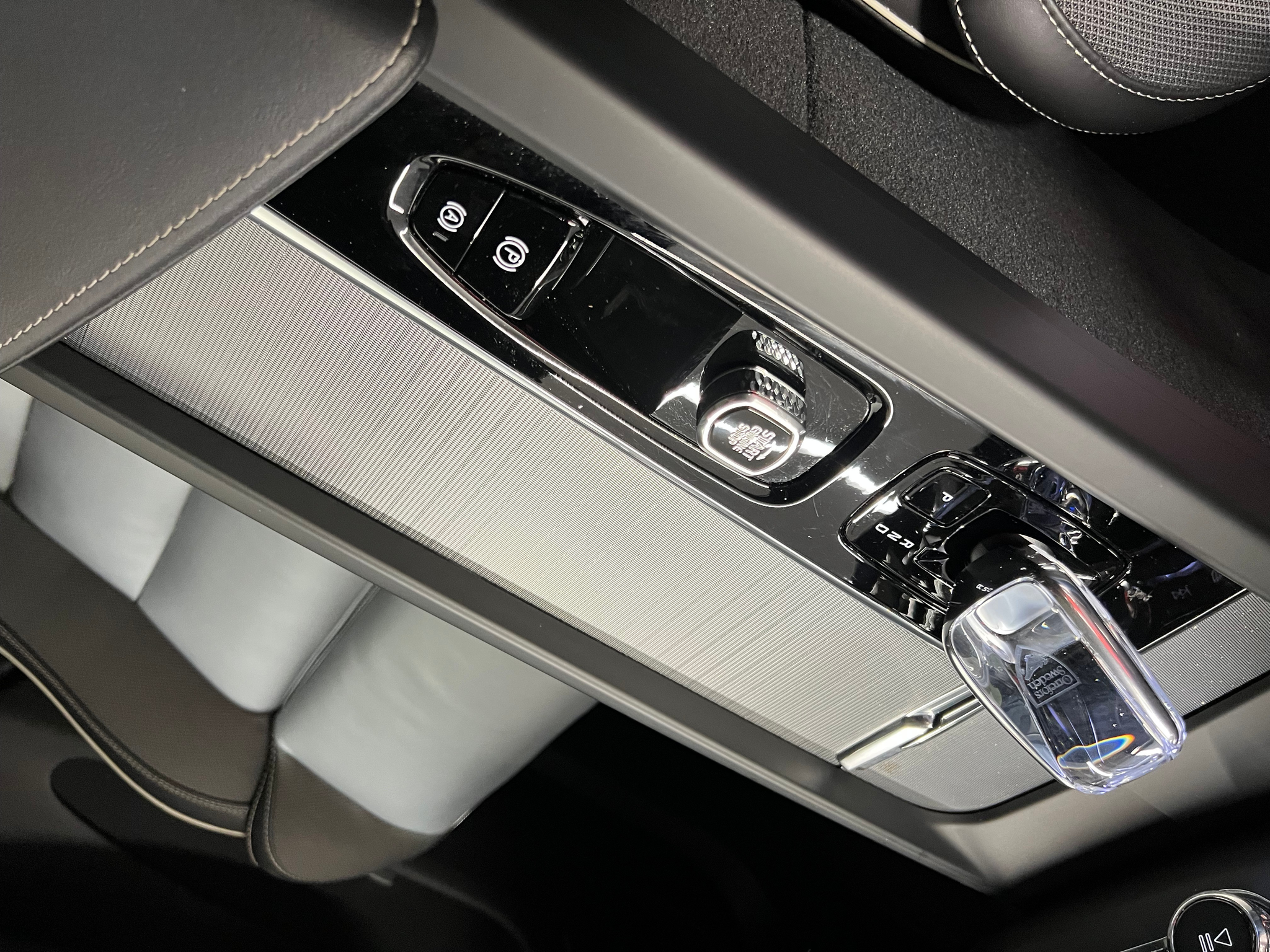 listing desktop thumbnail image 23