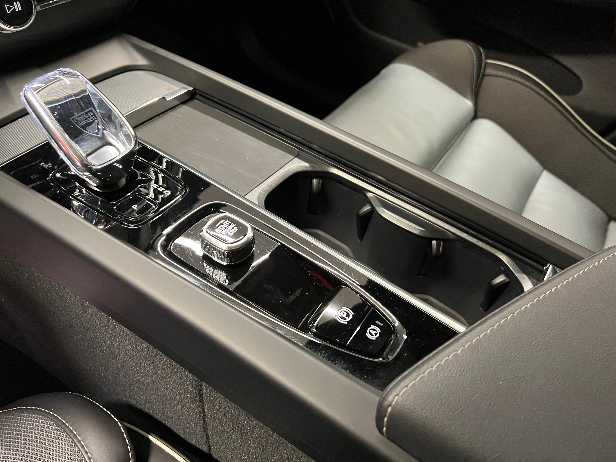 listing desktop thumbnail image 24