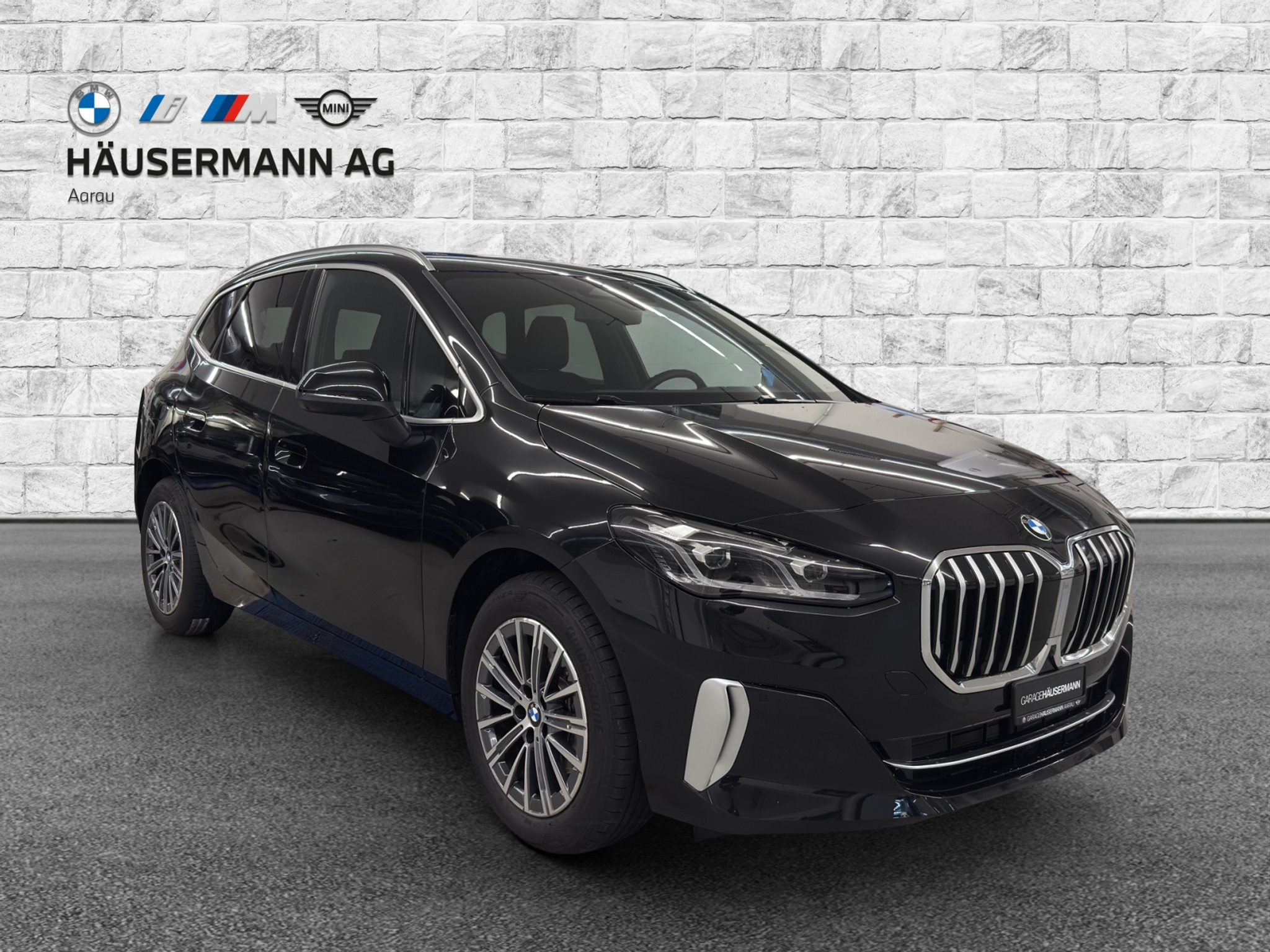 listing desktop thumbnail image 2