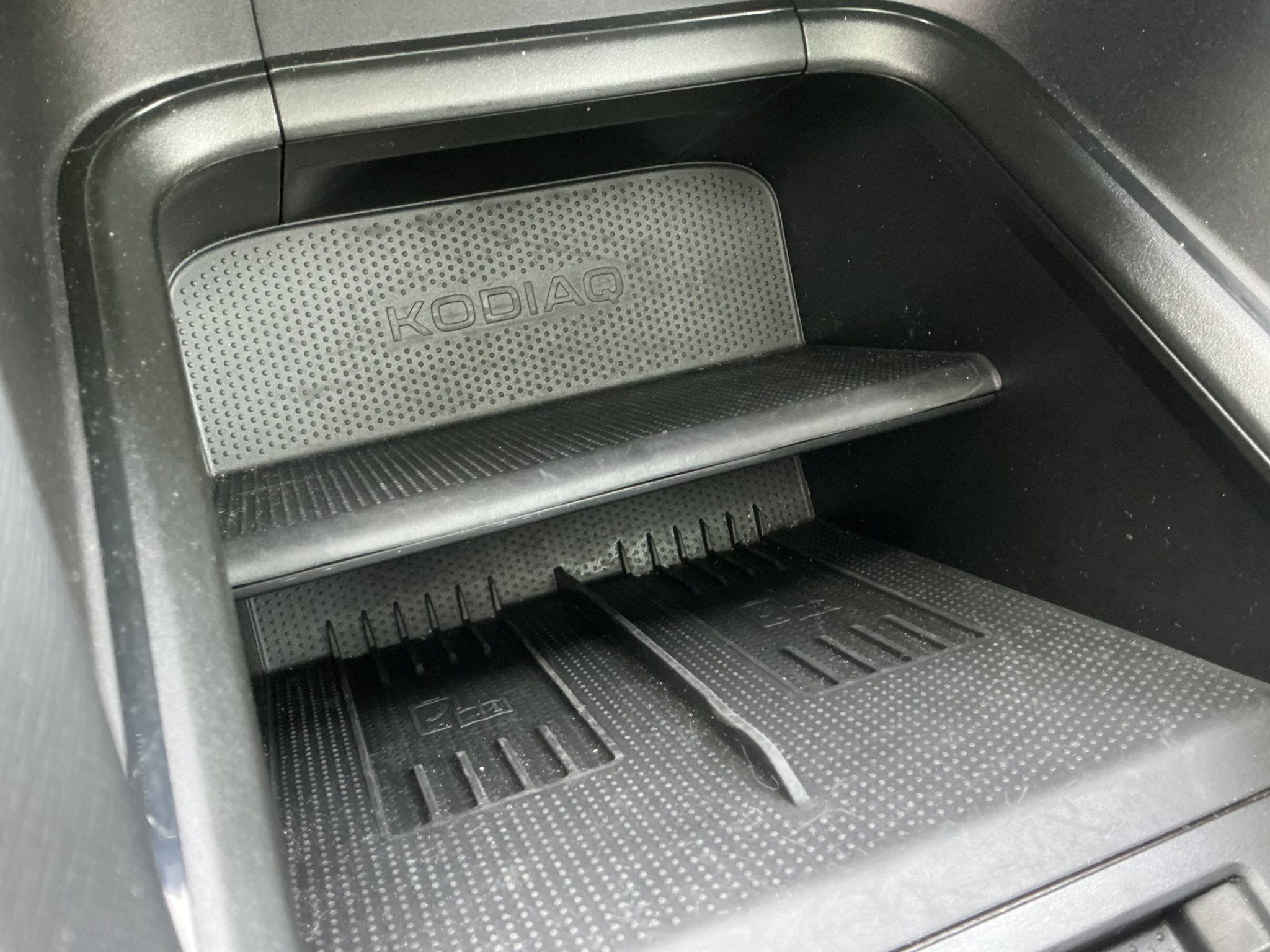 listing desktop thumbnail image 24