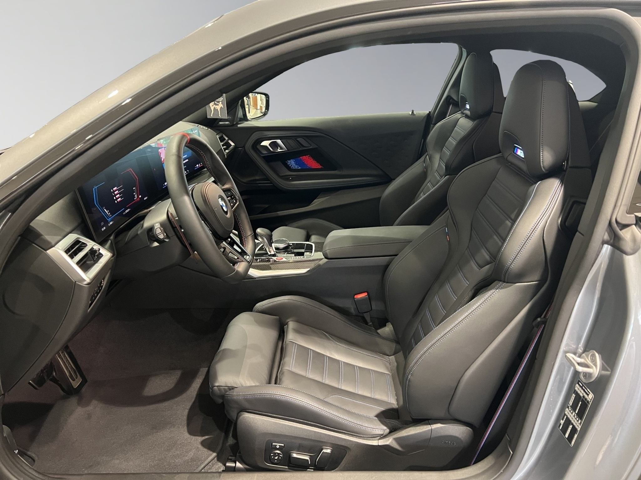 listing desktop thumbnail image 9