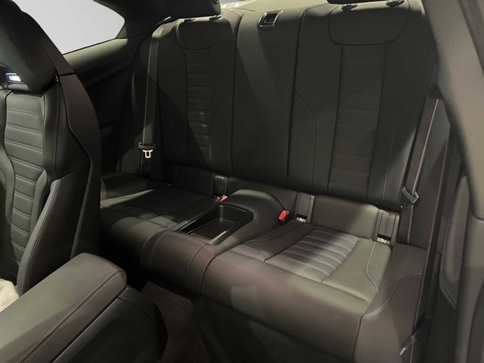 listing desktop thumbnail image 16