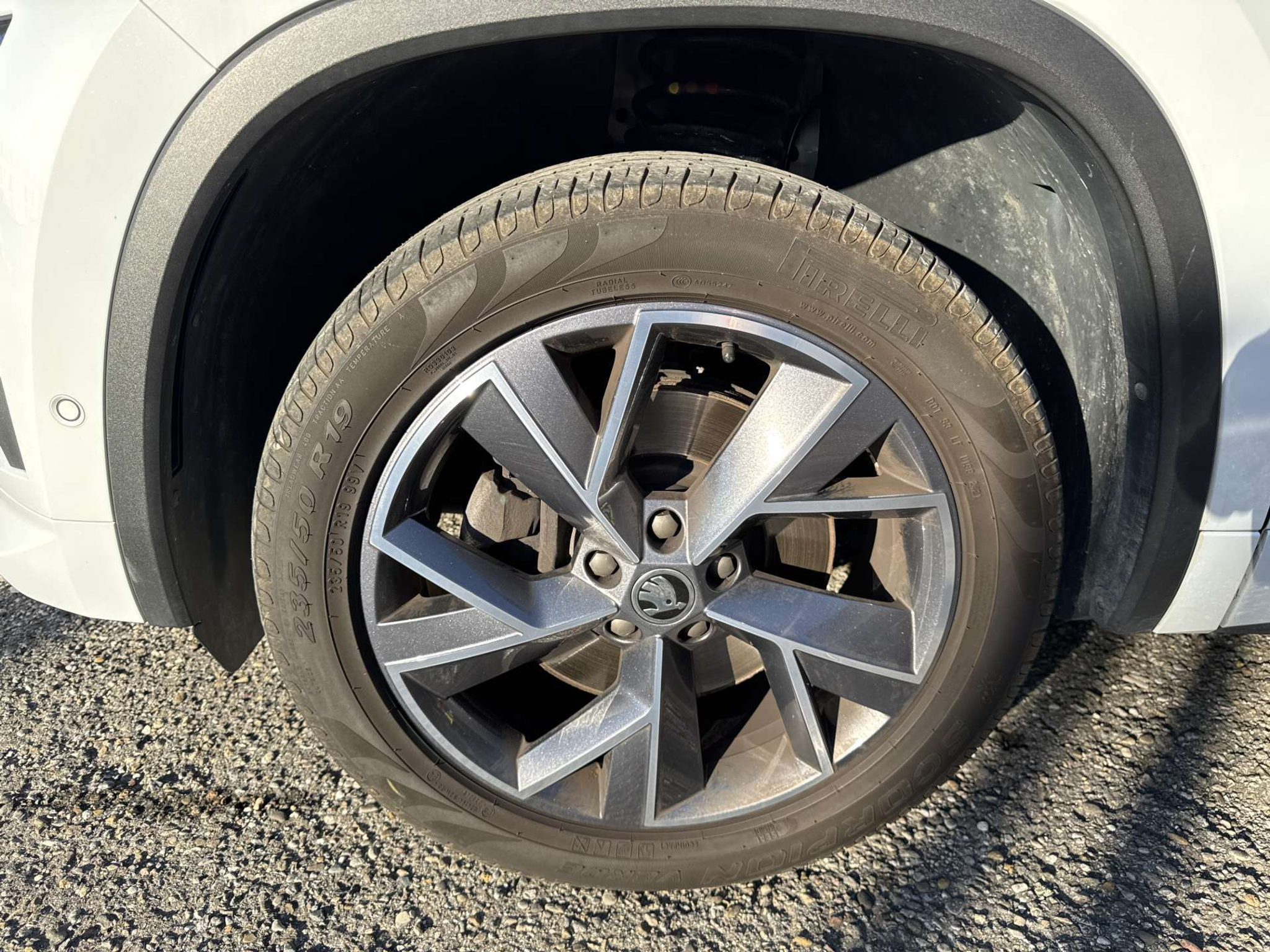 listing desktop thumbnail image 9