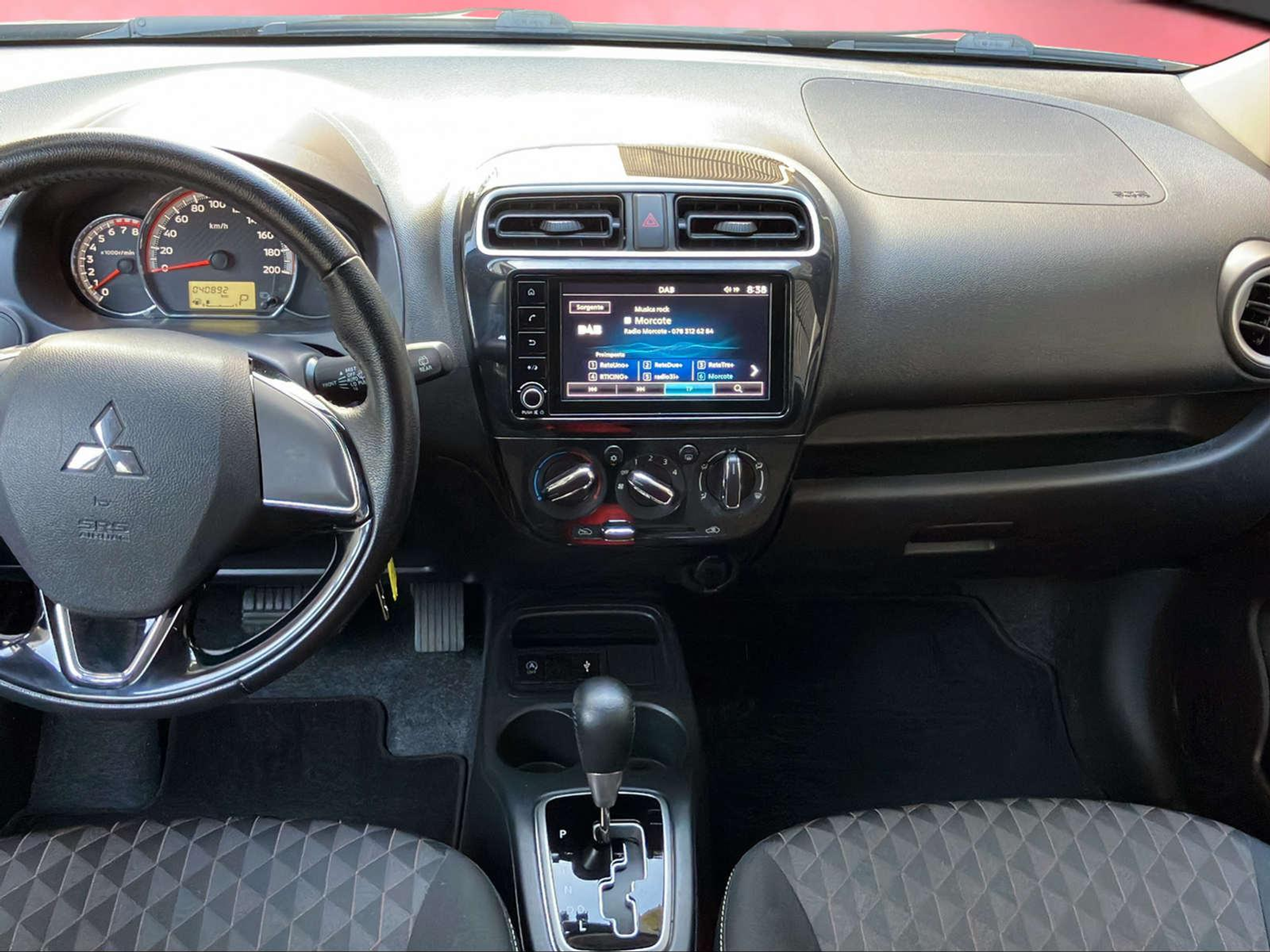 listing desktop thumbnail image 12