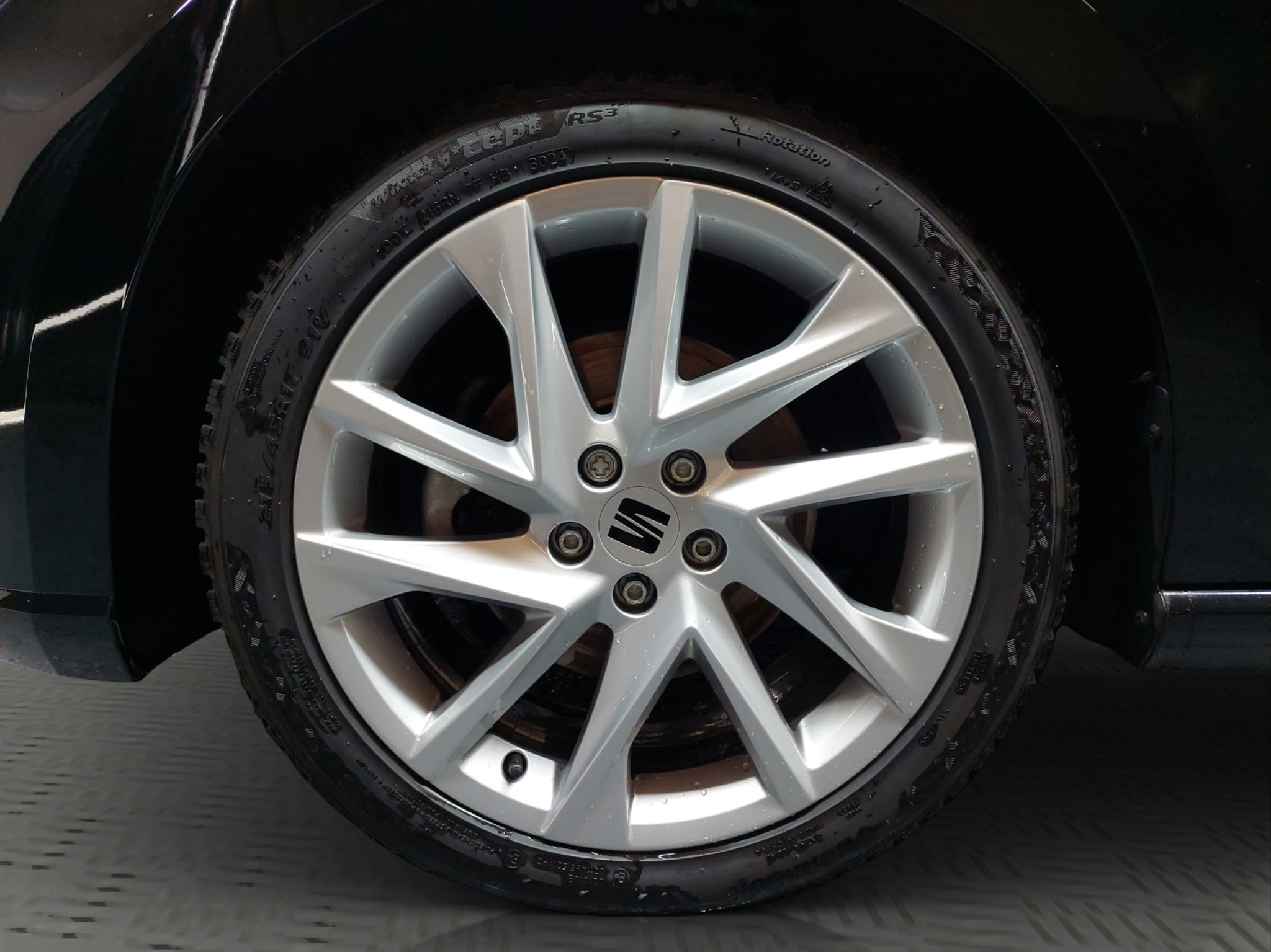 listing desktop thumbnail image 11