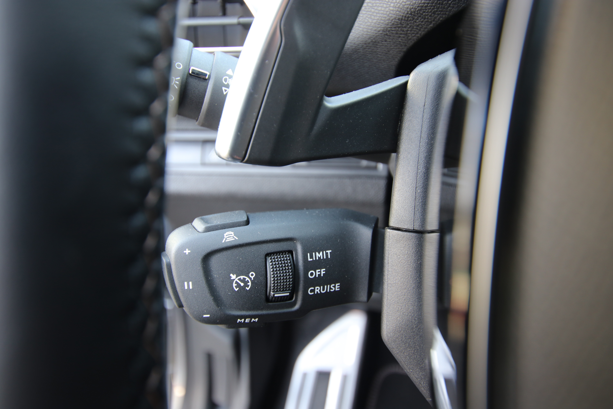 listing desktop thumbnail image 27