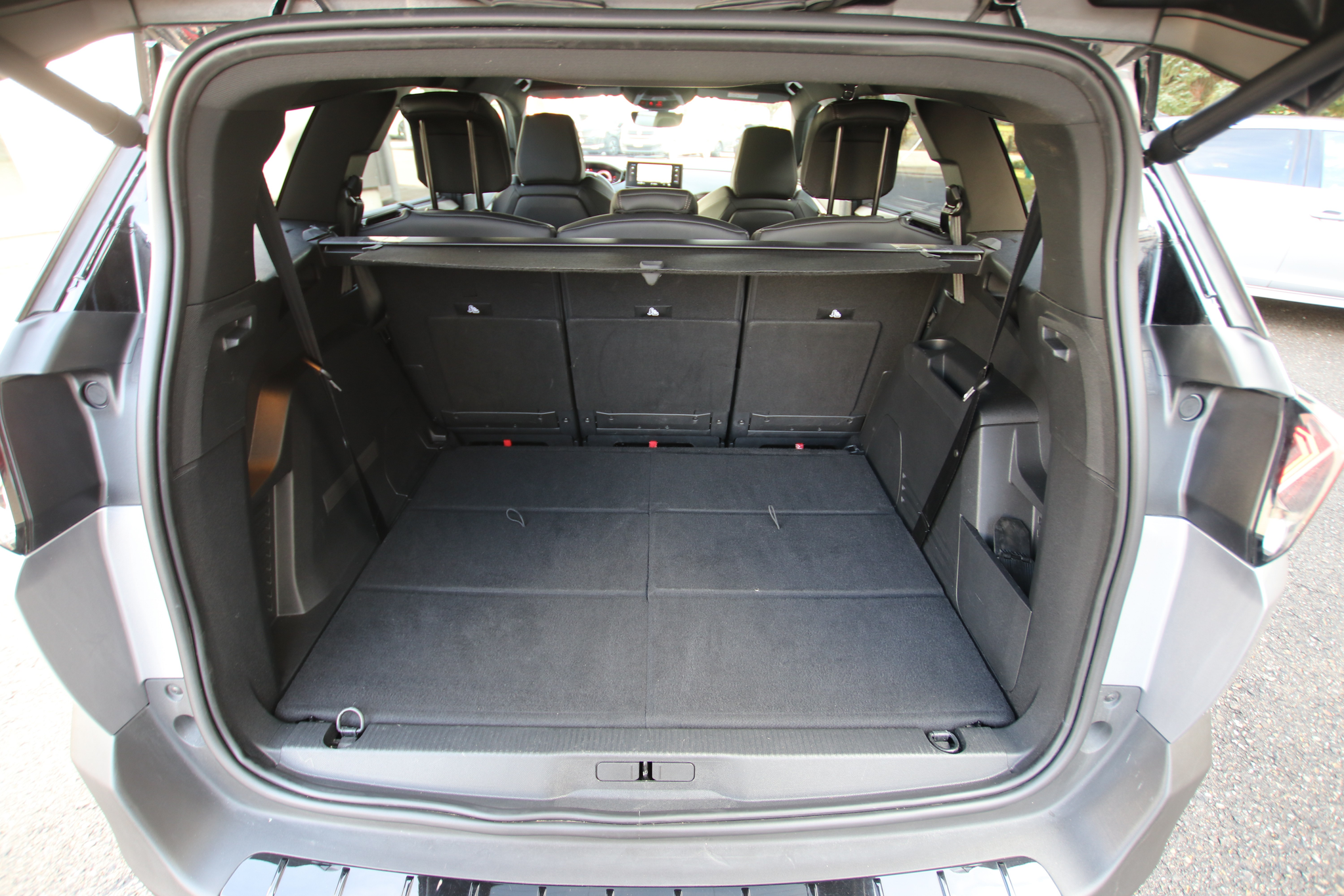 listing desktop thumbnail image 15