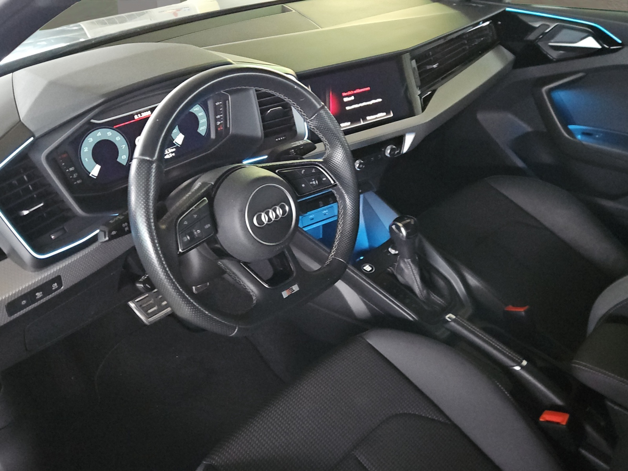 listing desktop thumbnail image 6