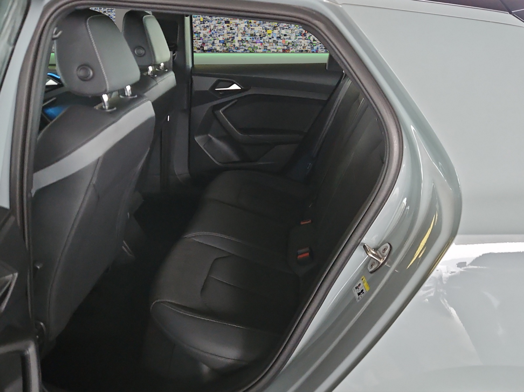 listing desktop thumbnail image 9