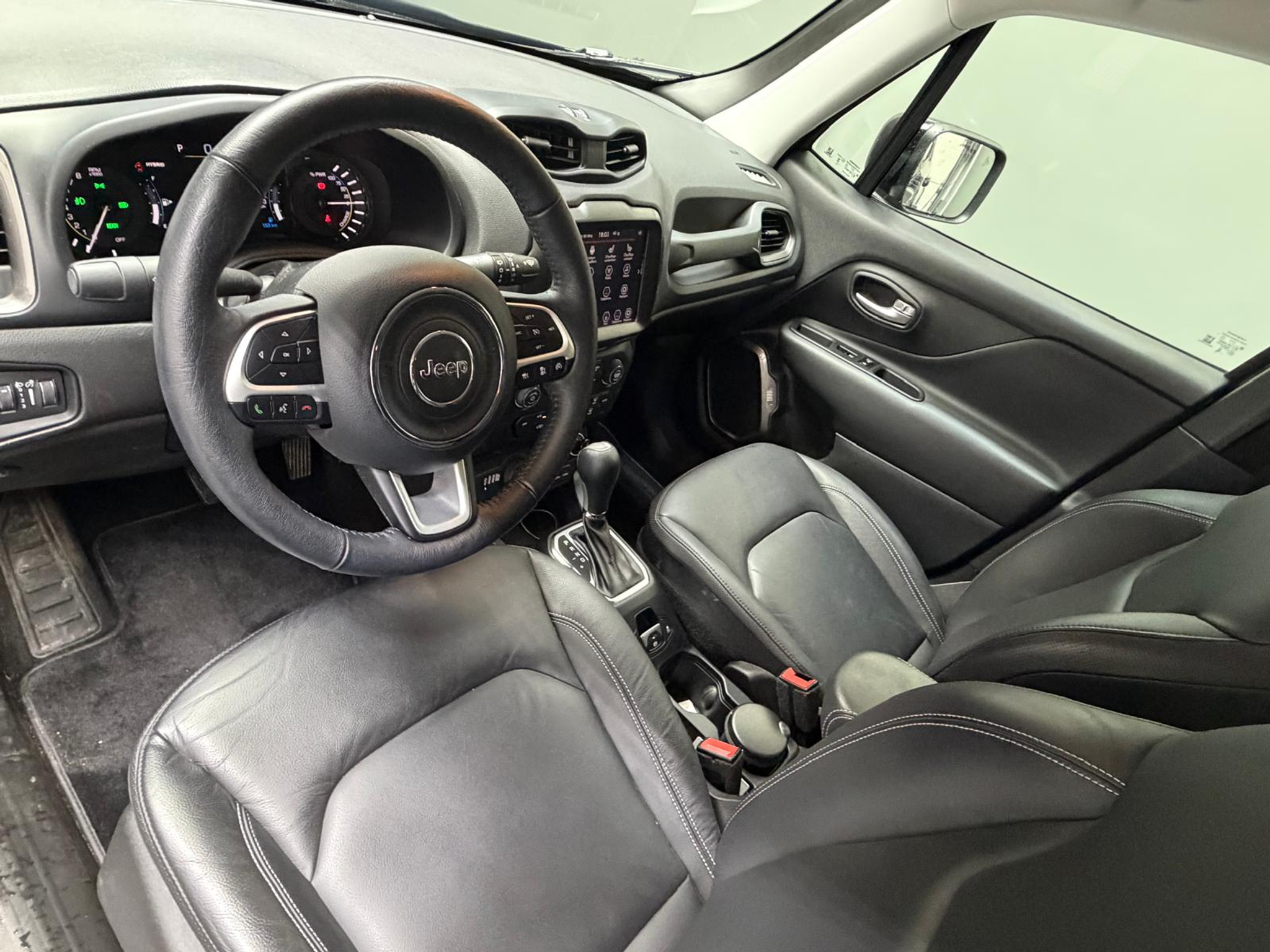 listing desktop thumbnail image 10