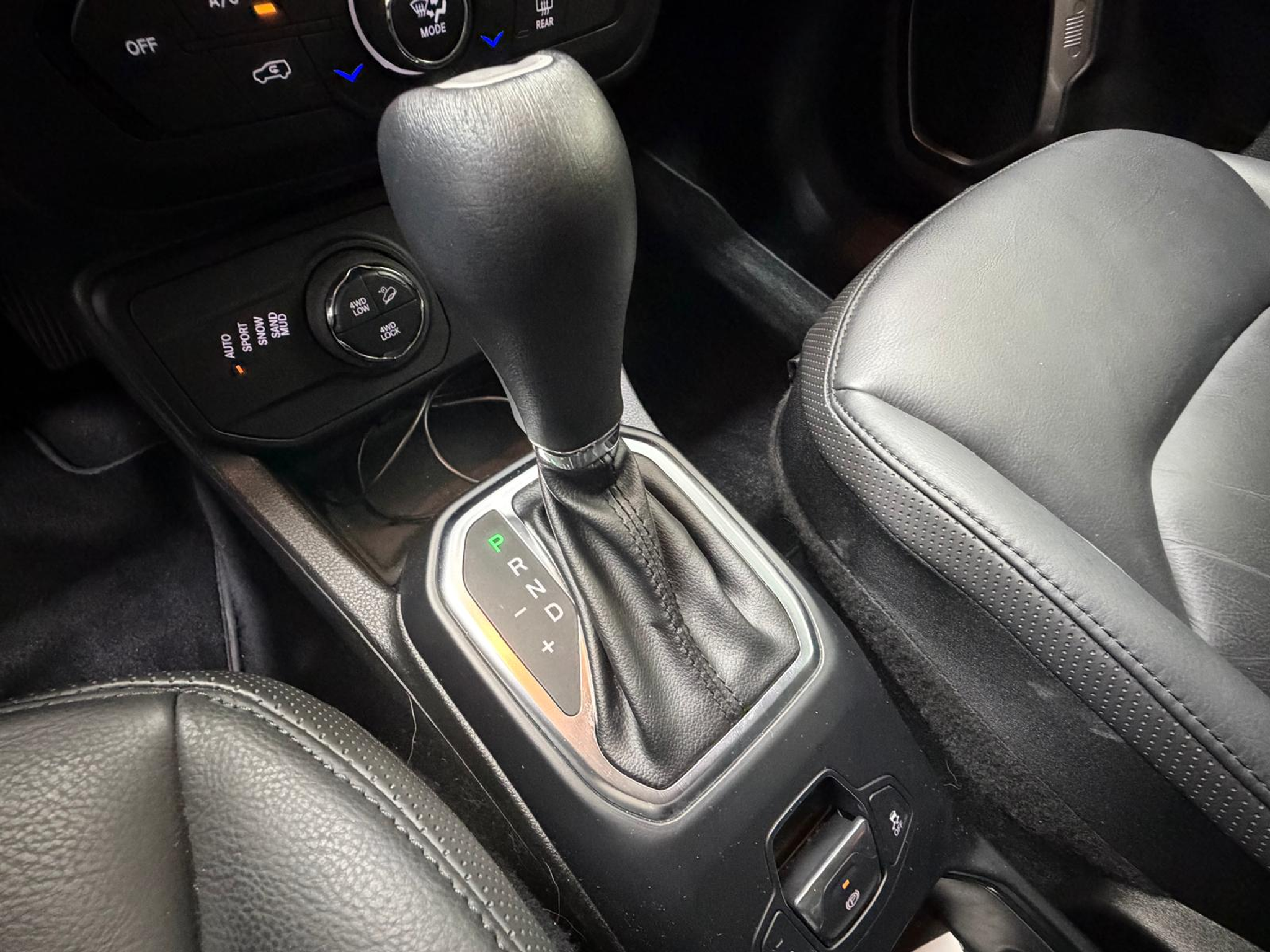 listing desktop thumbnail image 19