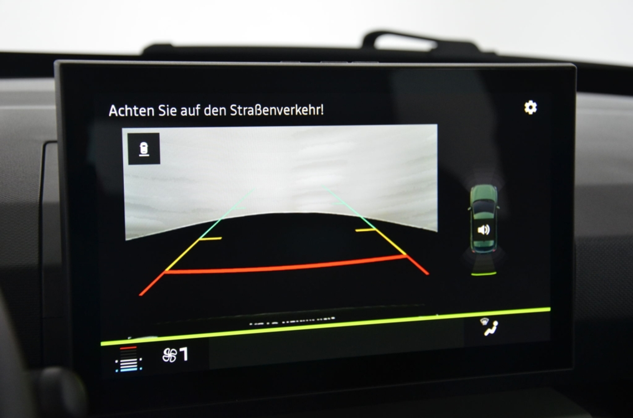 listing desktop thumbnail image 15