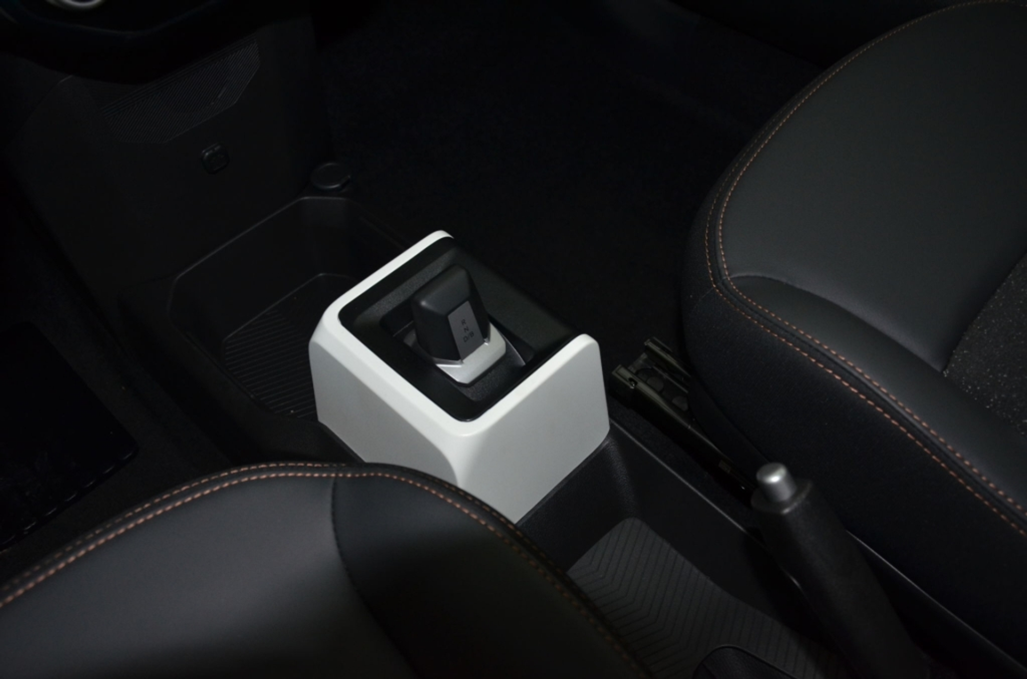 listing desktop thumbnail image 24