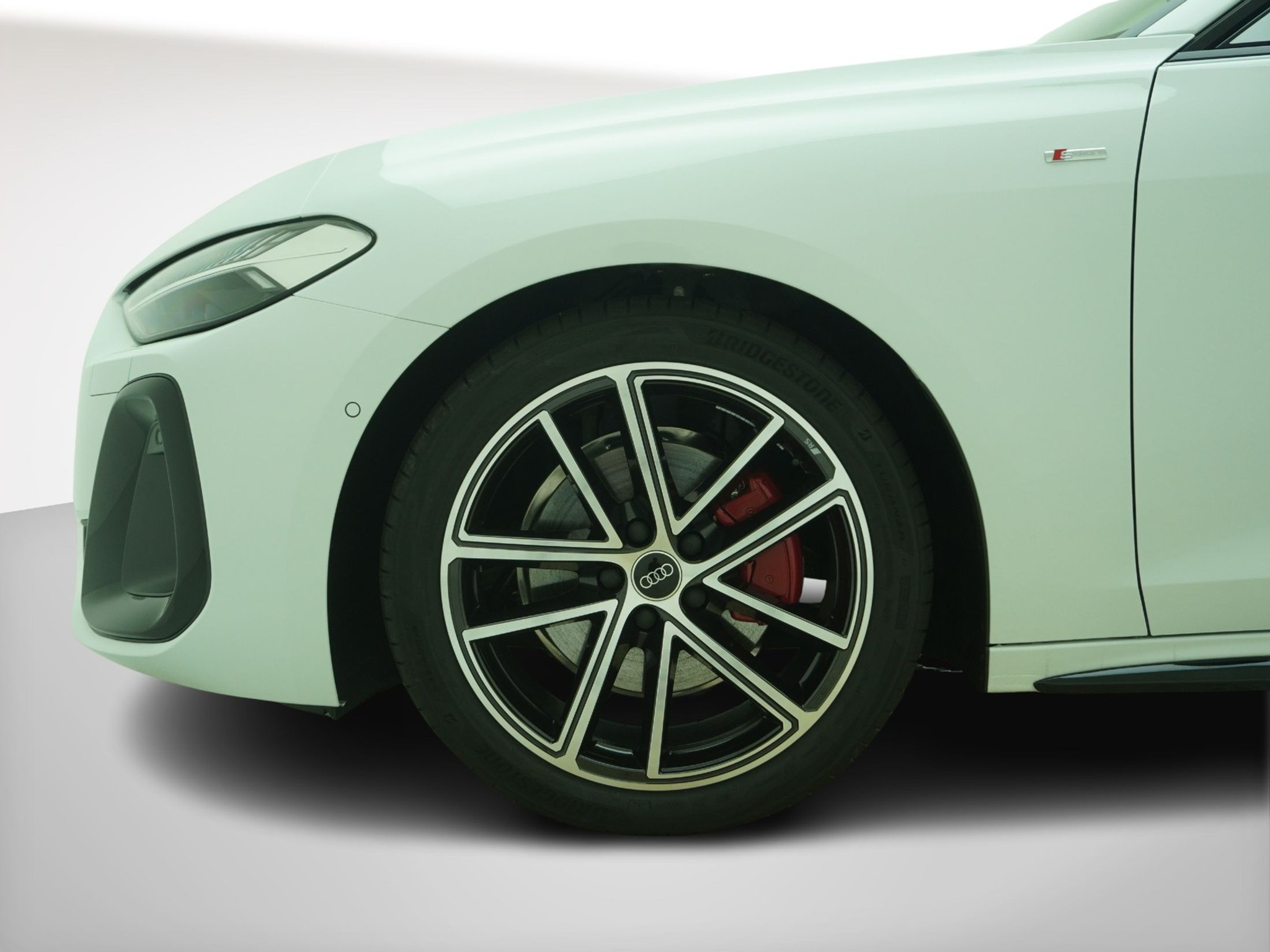 listing desktop thumbnail image 9