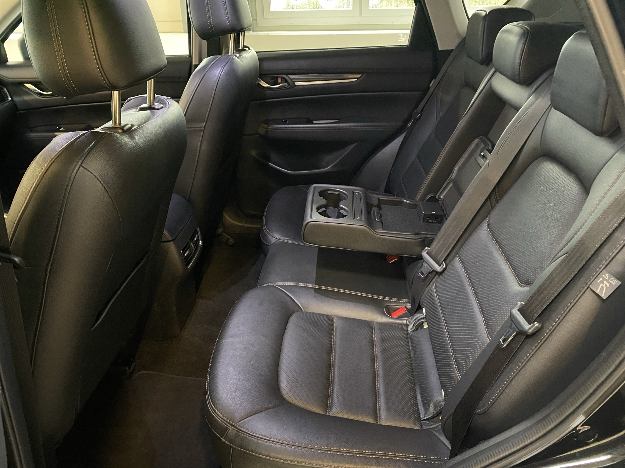 listing desktop thumbnail image 12