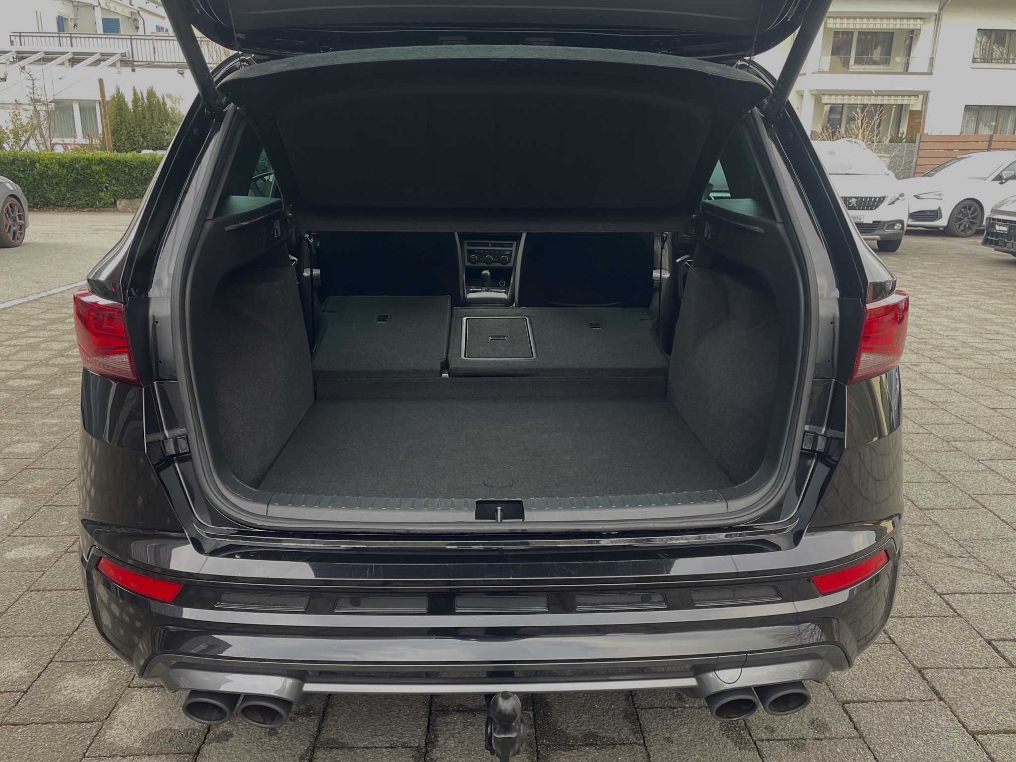 listing desktop thumbnail image 22