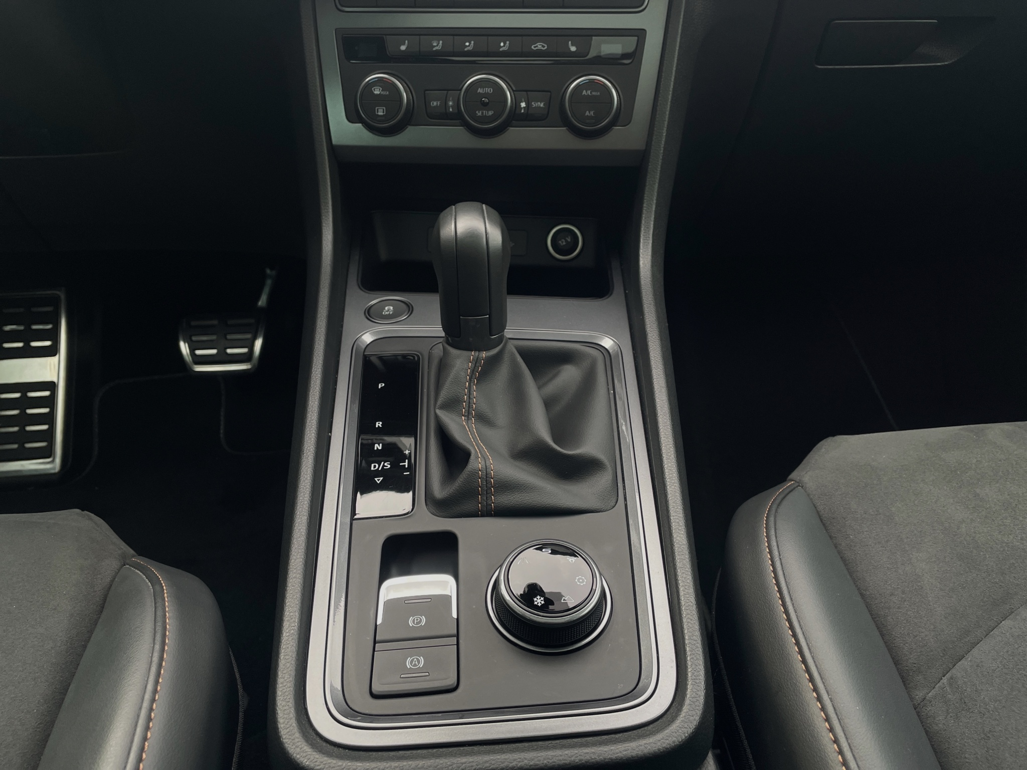 listing desktop thumbnail image 14