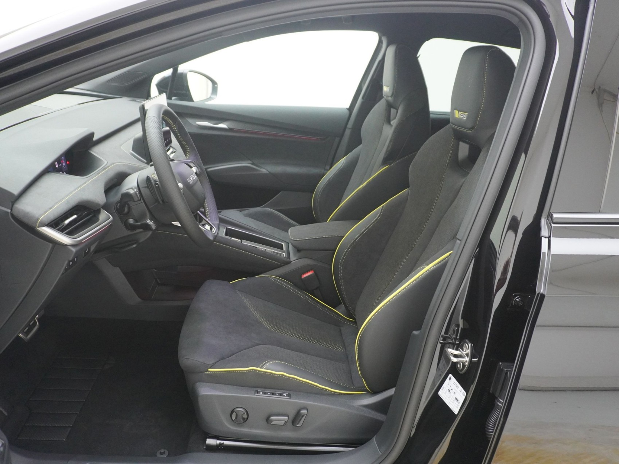 listing desktop thumbnail image 13