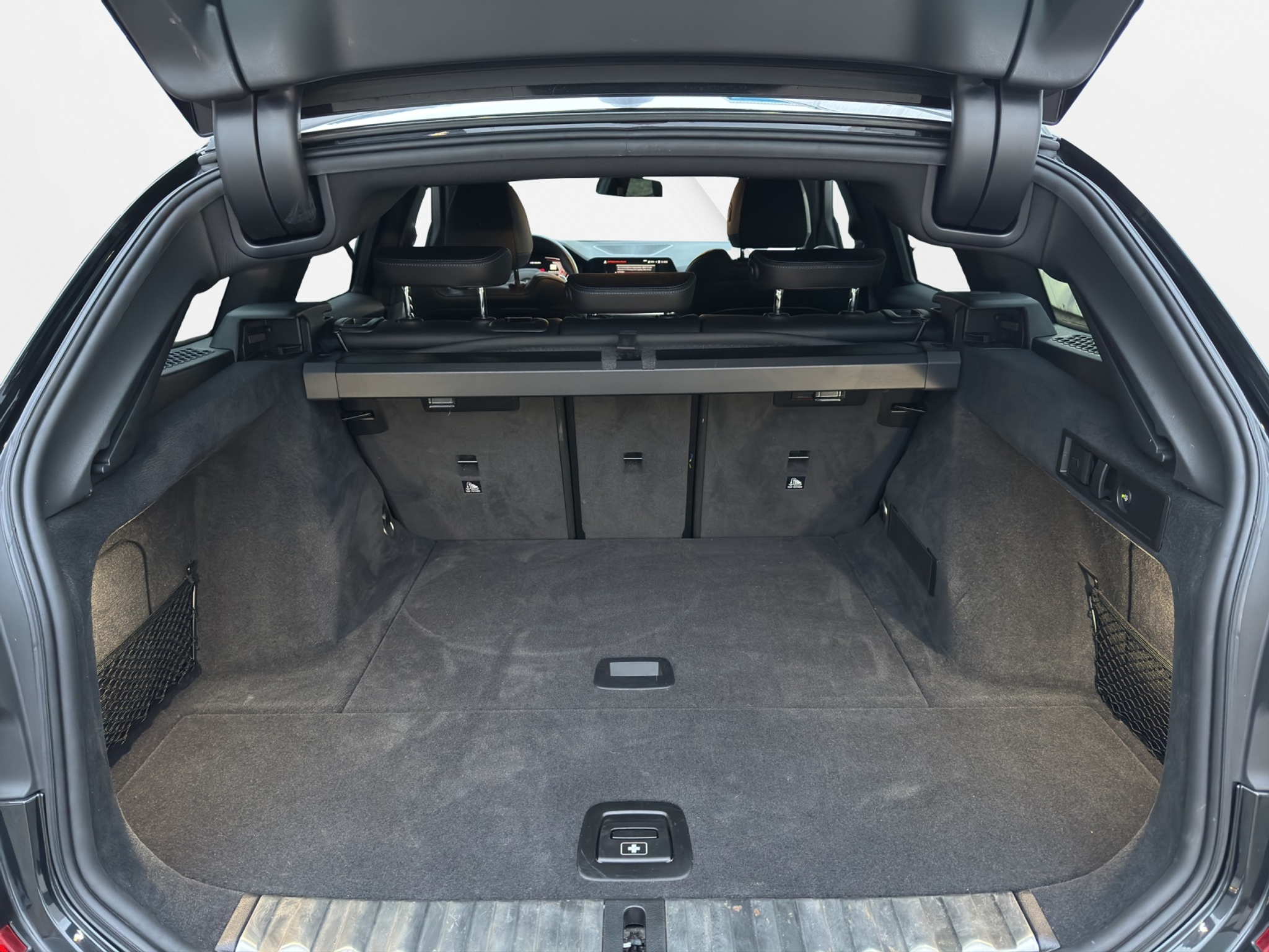 listing desktop thumbnail image 8