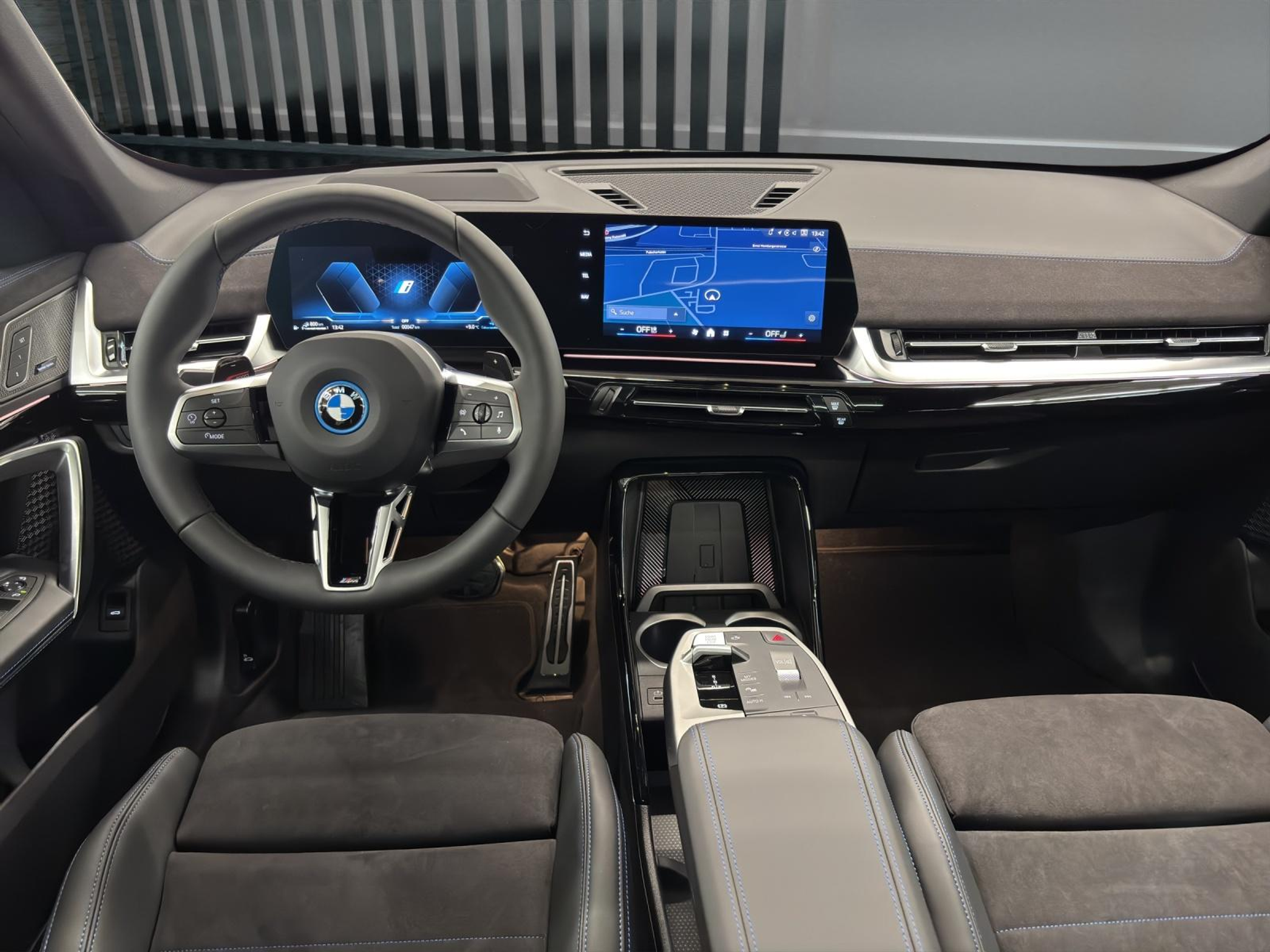 listing desktop thumbnail image 9