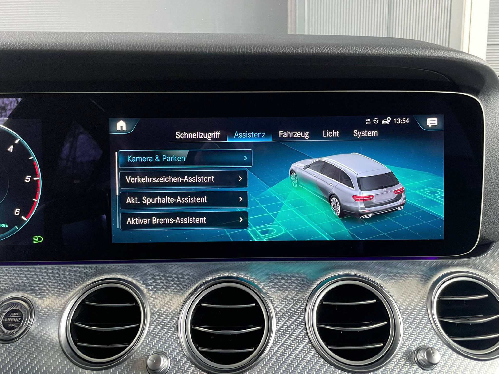 listing desktop thumbnail image 9