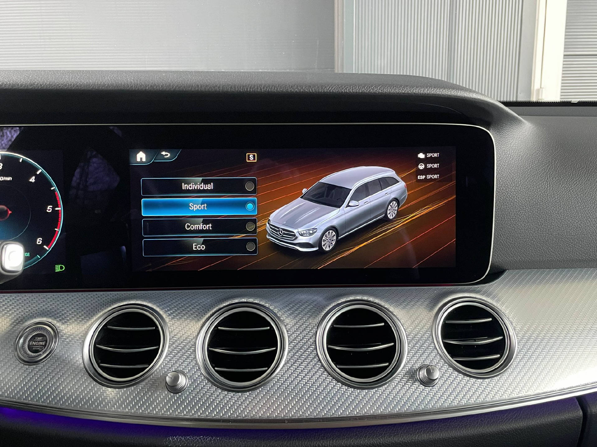 listing desktop thumbnail image 13