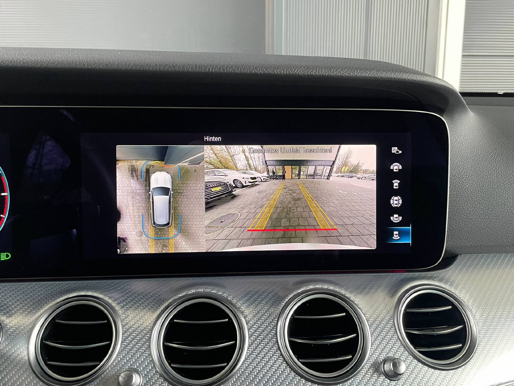 listing desktop thumbnail image 11