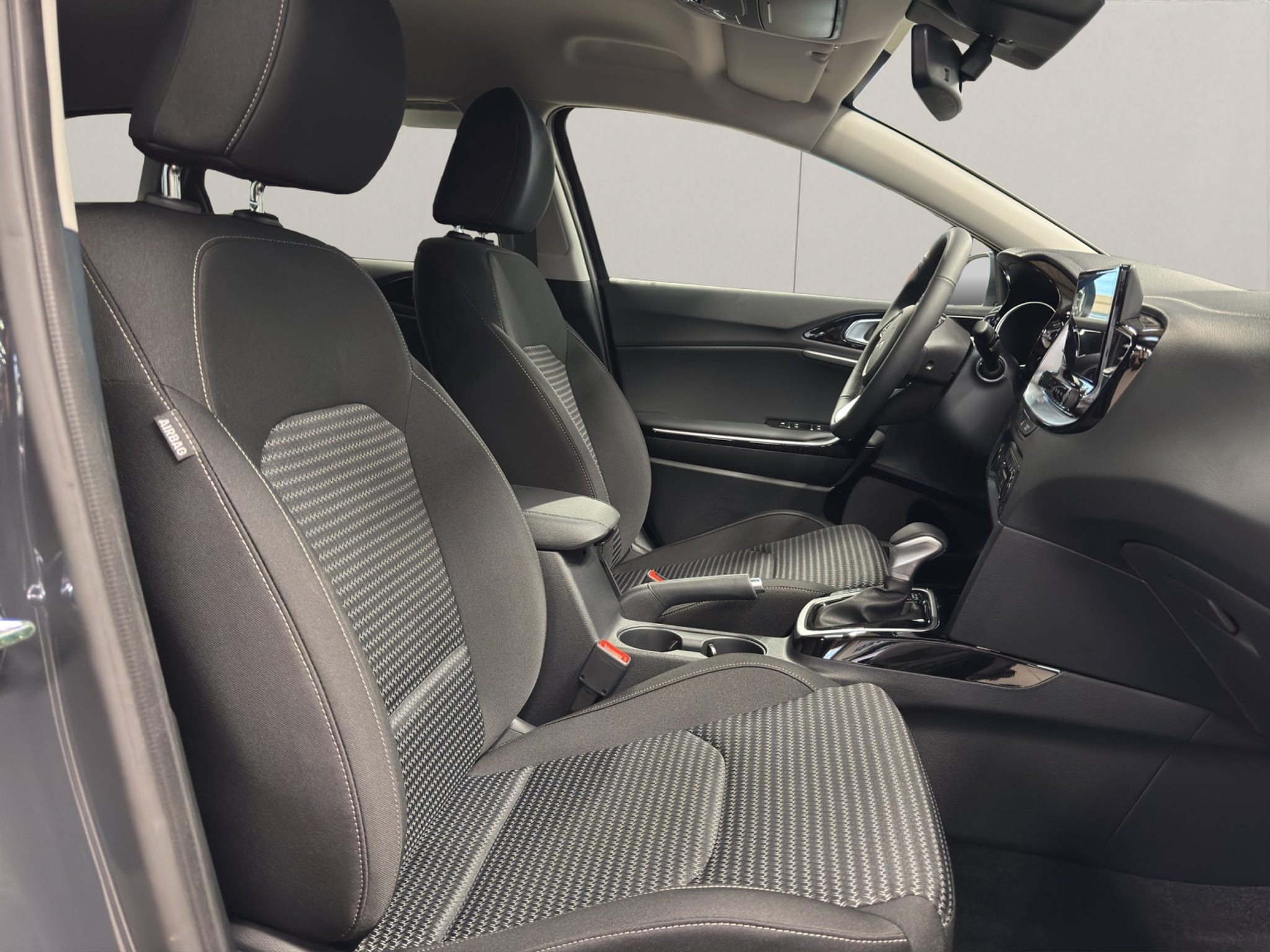 listing desktop thumbnail image 14