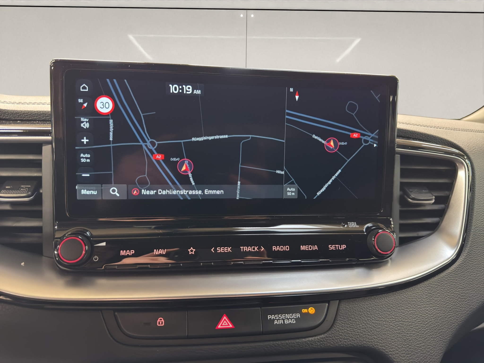 listing desktop thumbnail image 9