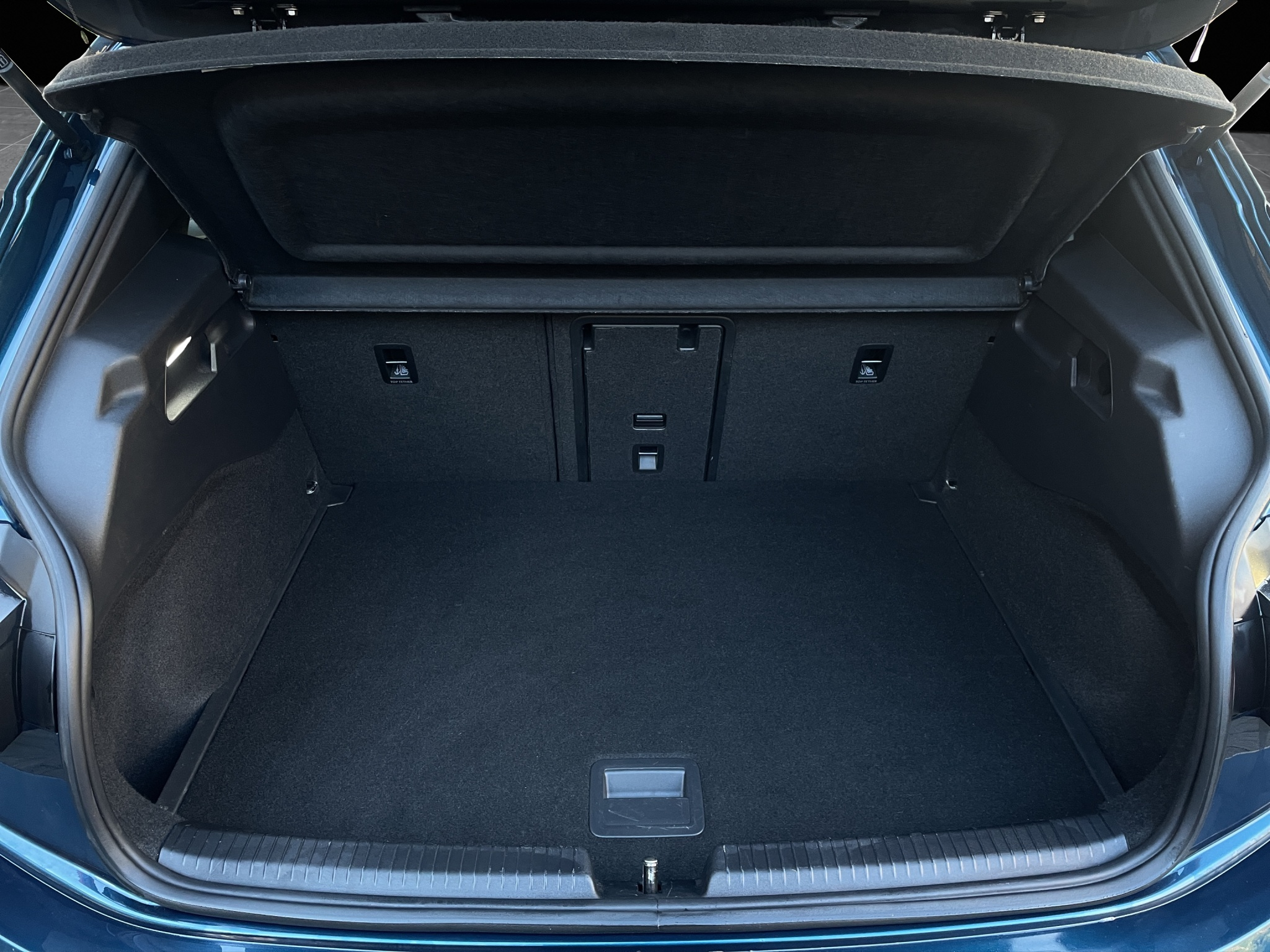 listing desktop thumbnail image 18