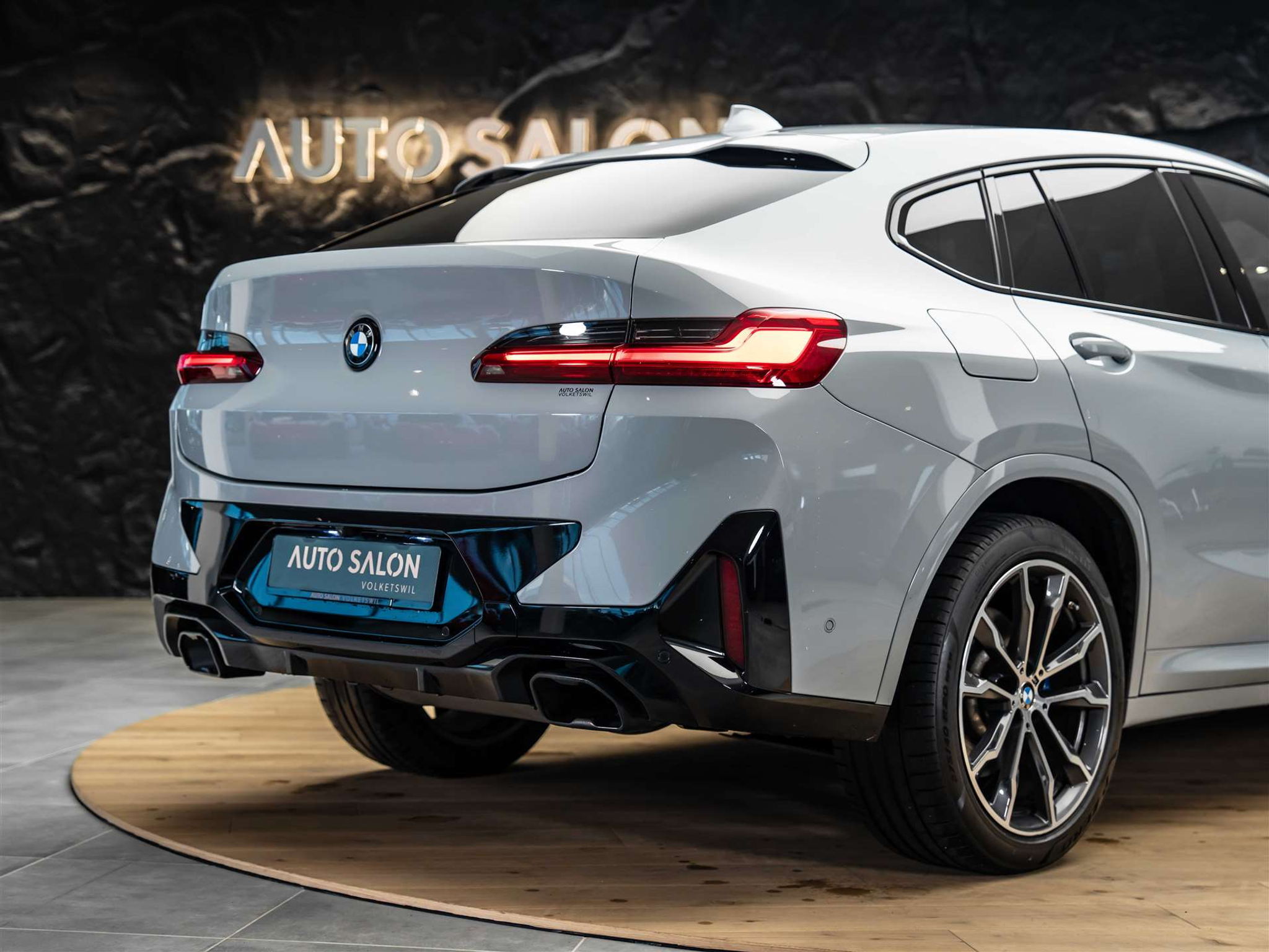 listing desktop thumbnail image 21