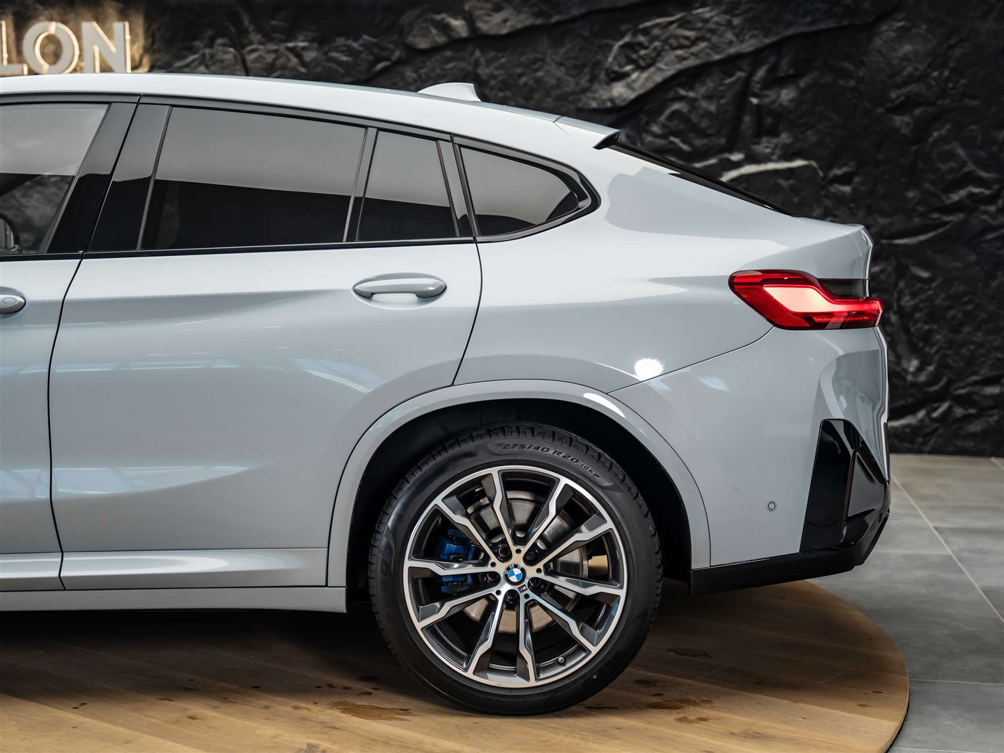 listing desktop thumbnail image 20