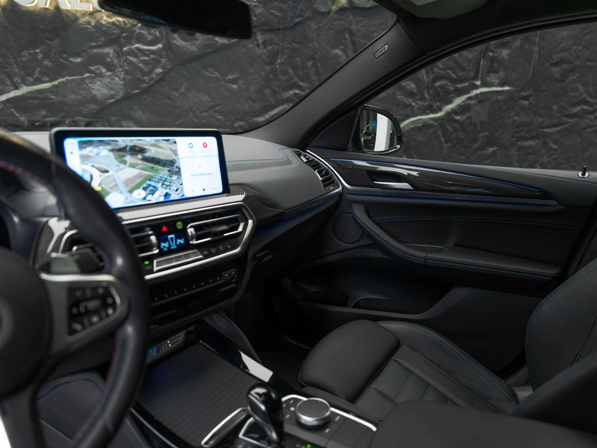 listing desktop thumbnail image 9