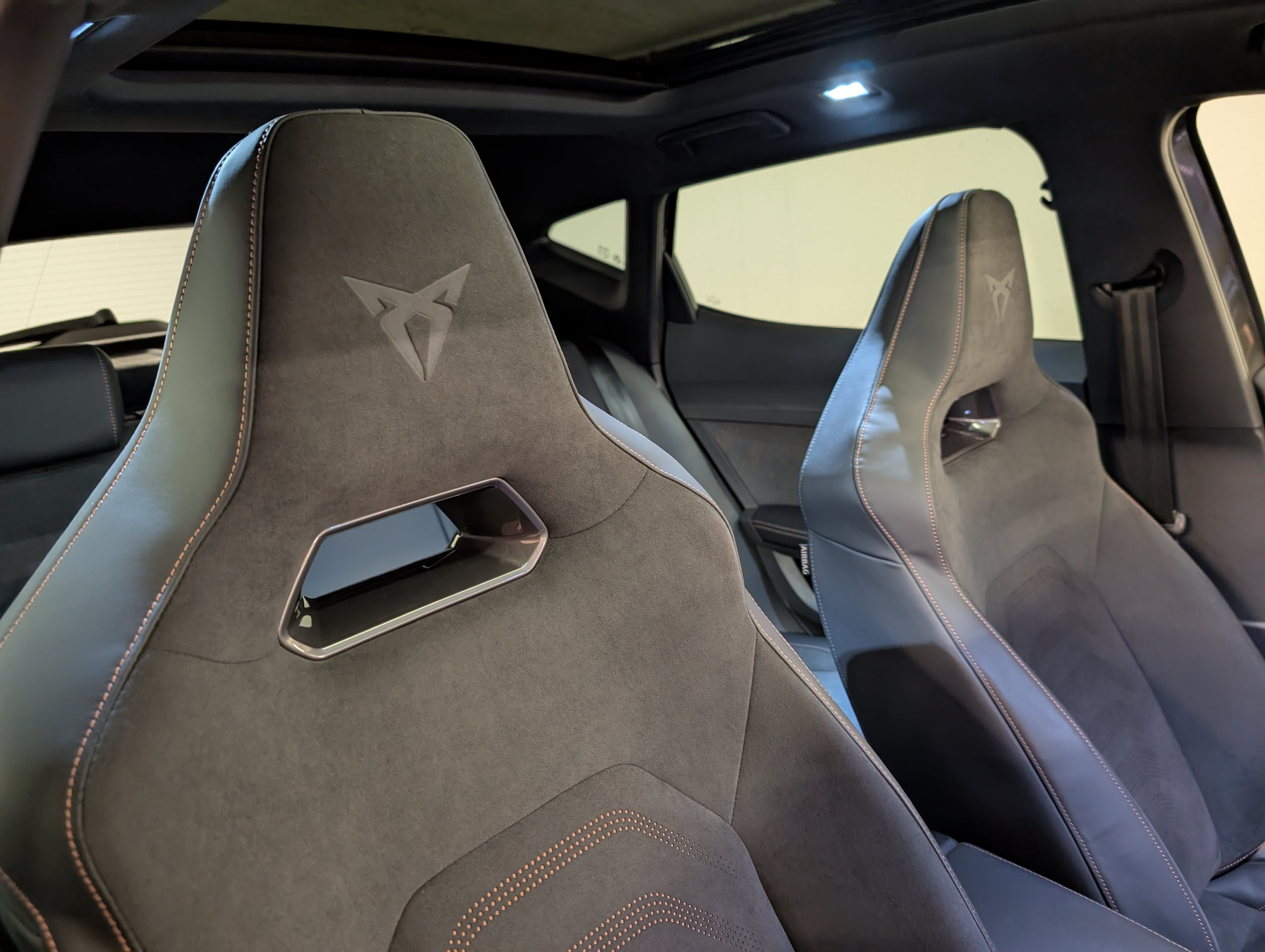 listing desktop thumbnail image 11