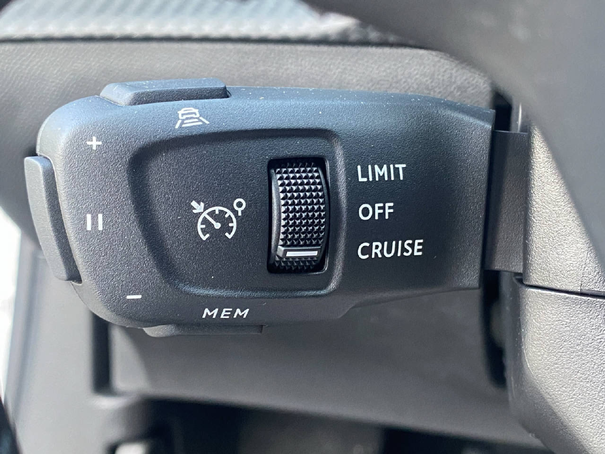 listing desktop thumbnail image 14