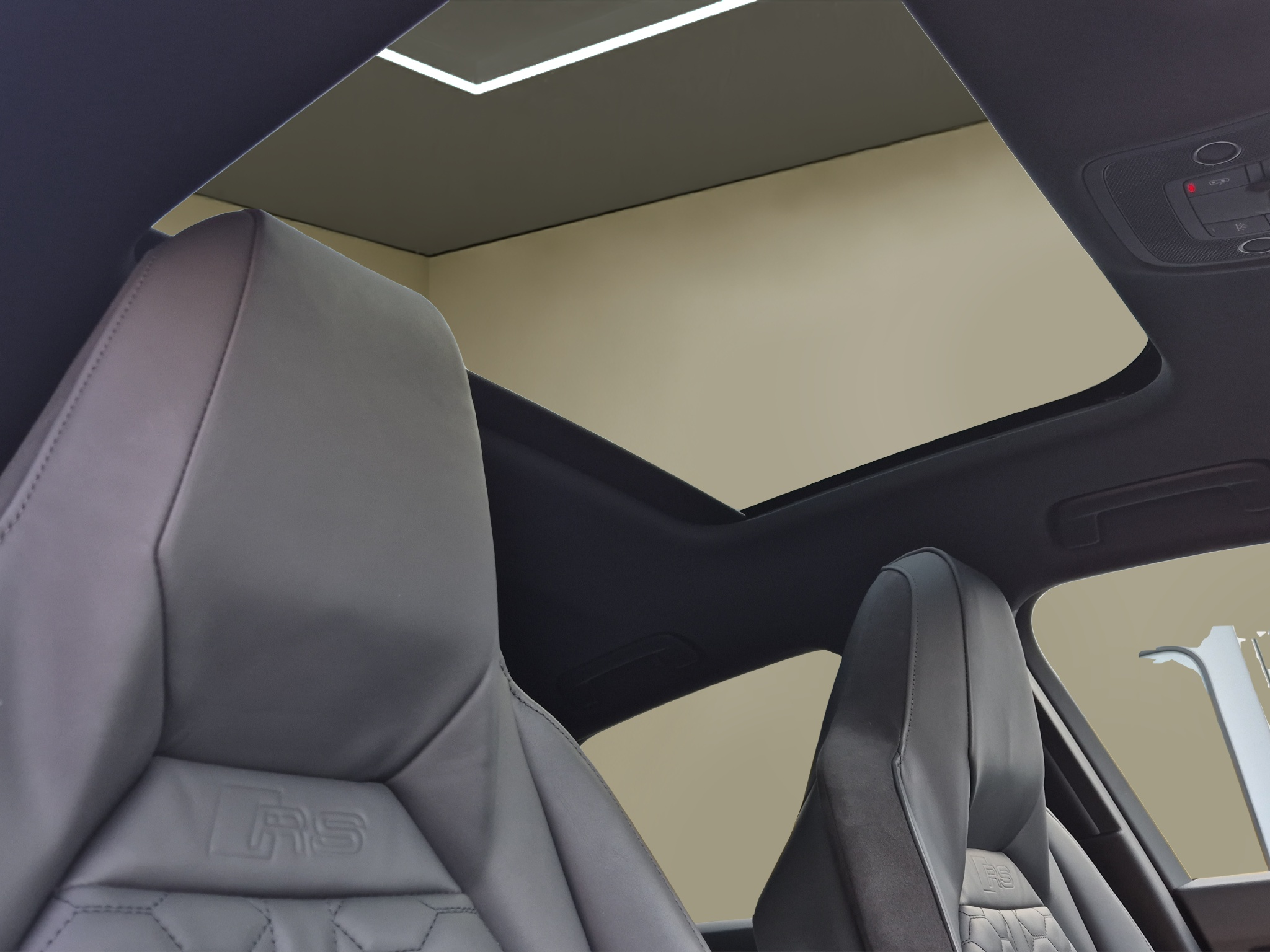 listing desktop thumbnail image 22