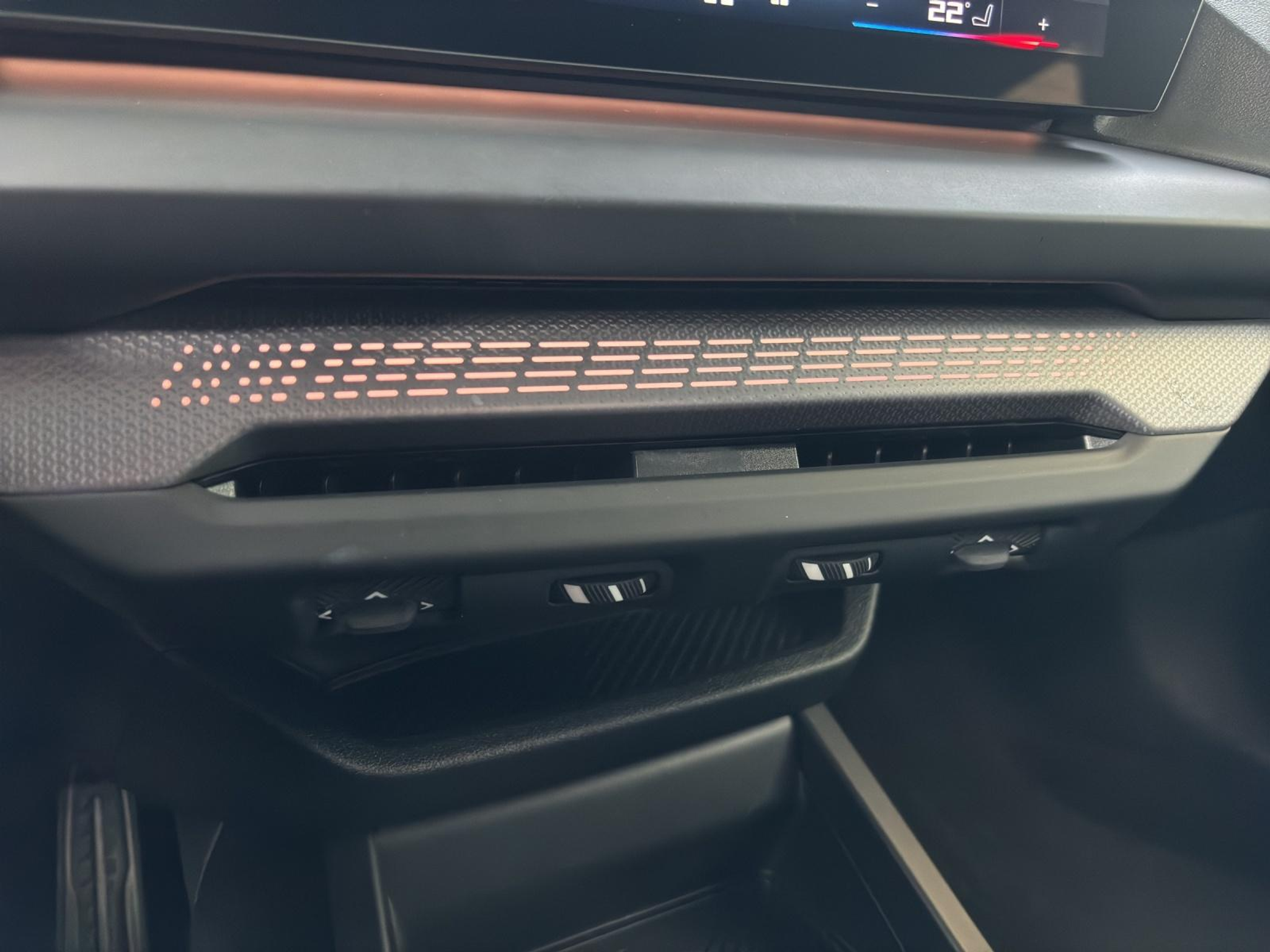 listing desktop thumbnail image 14