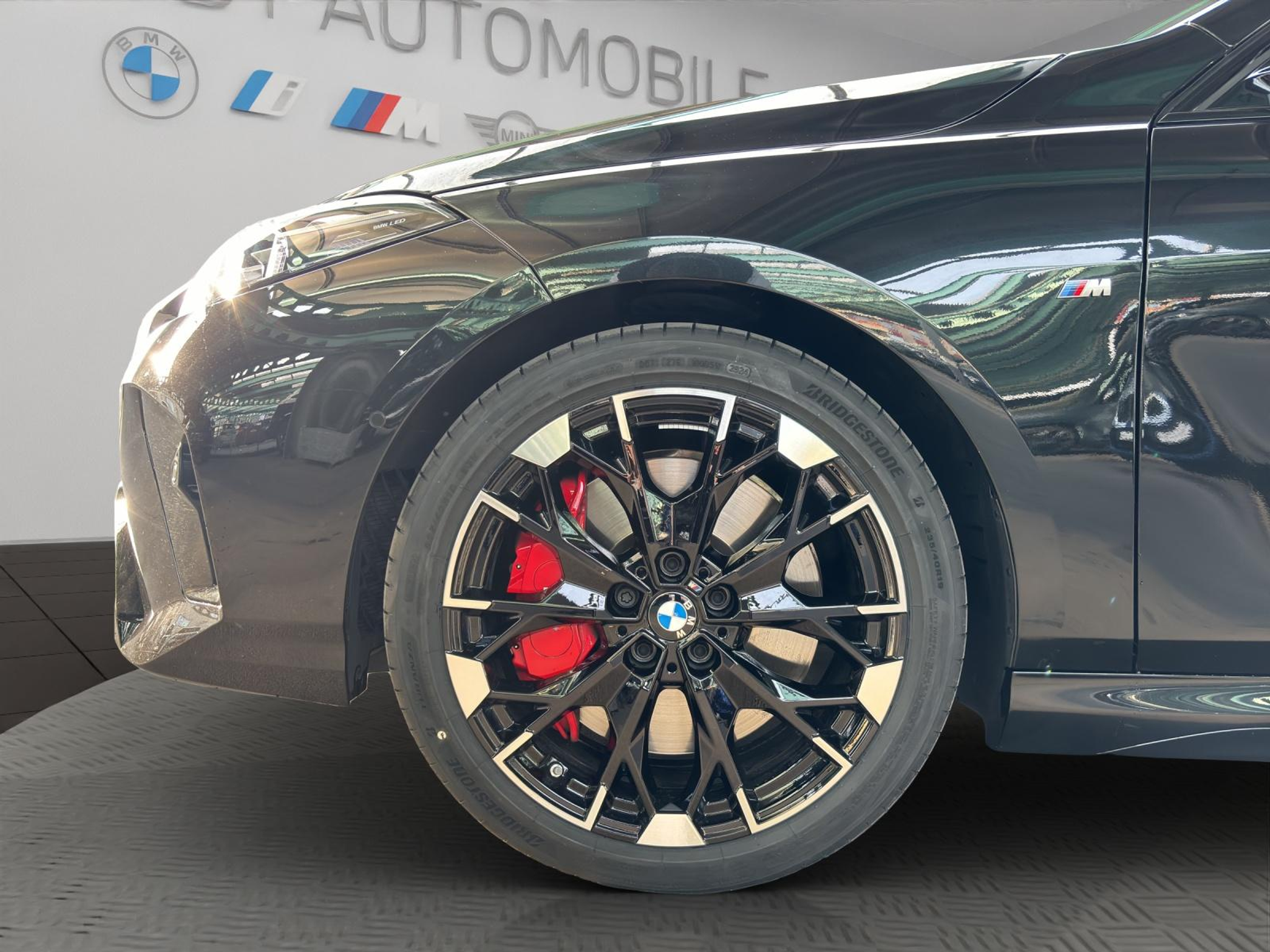 listing desktop thumbnail image 23