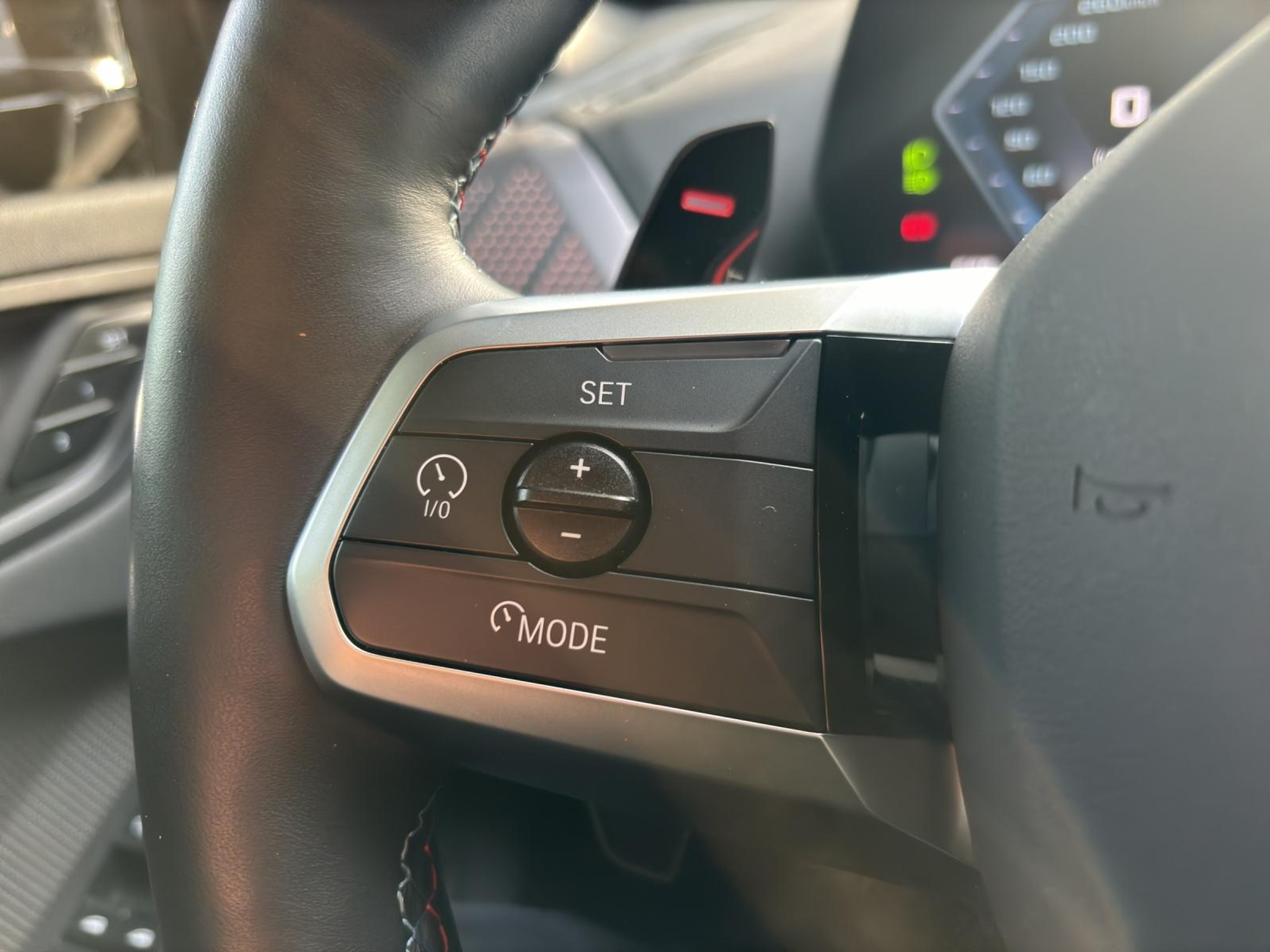 listing desktop thumbnail image 16