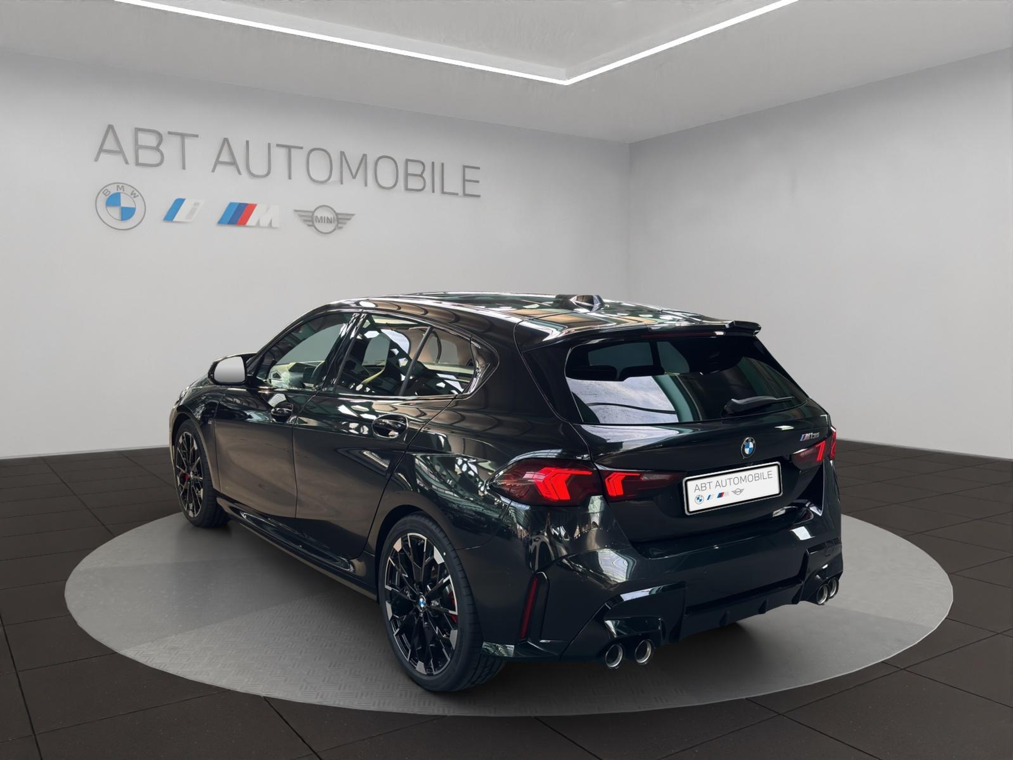 listing desktop thumbnail image 3