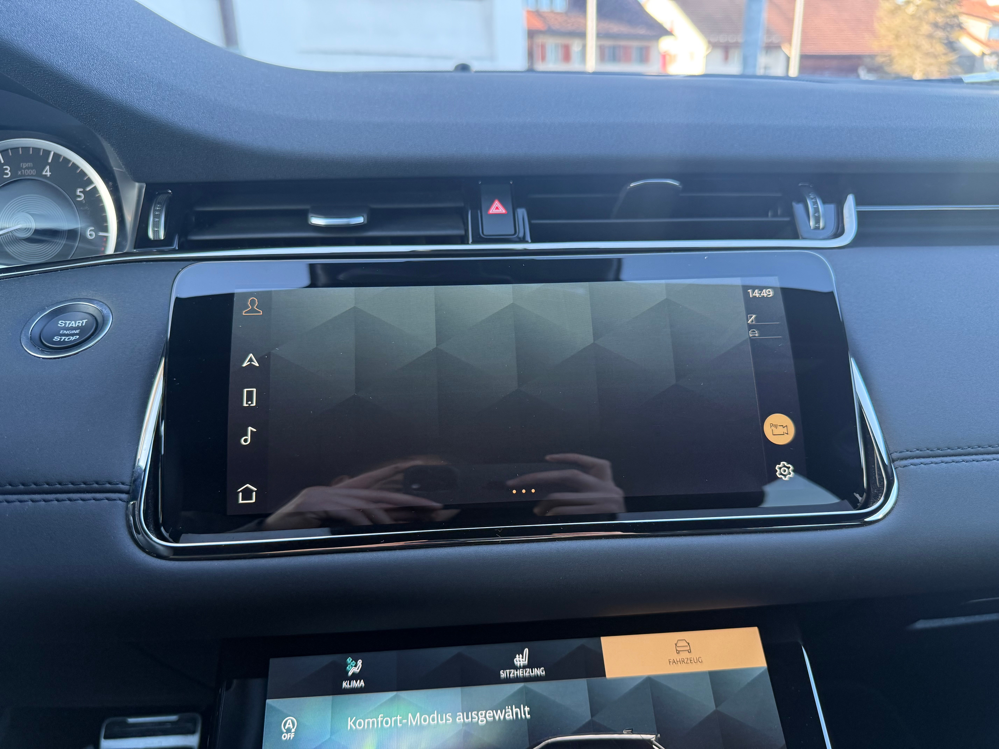 listing desktop thumbnail image 11