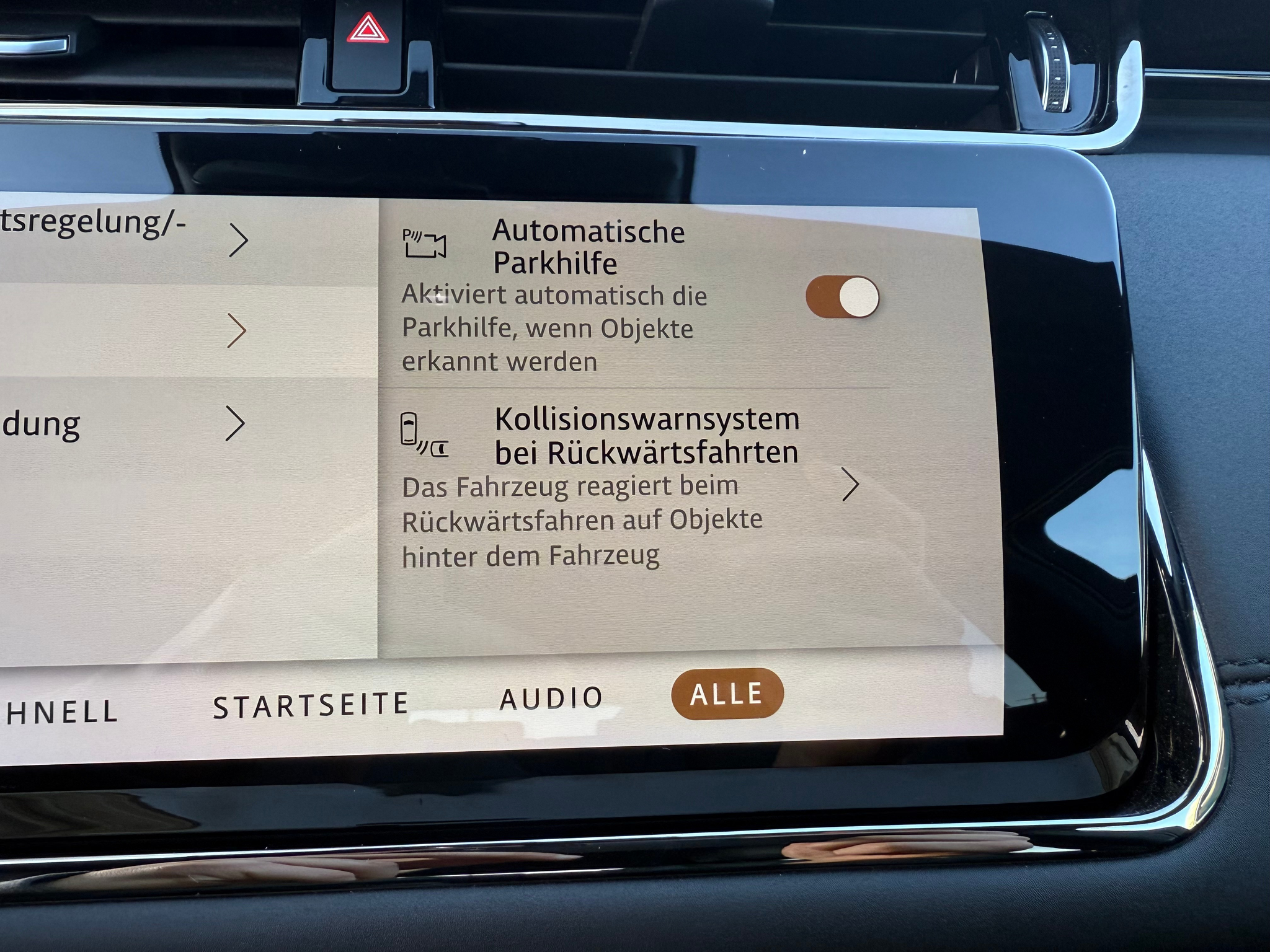 listing desktop thumbnail image 17