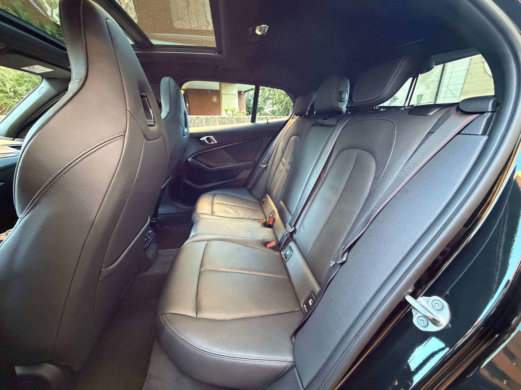 listing desktop thumbnail image 13