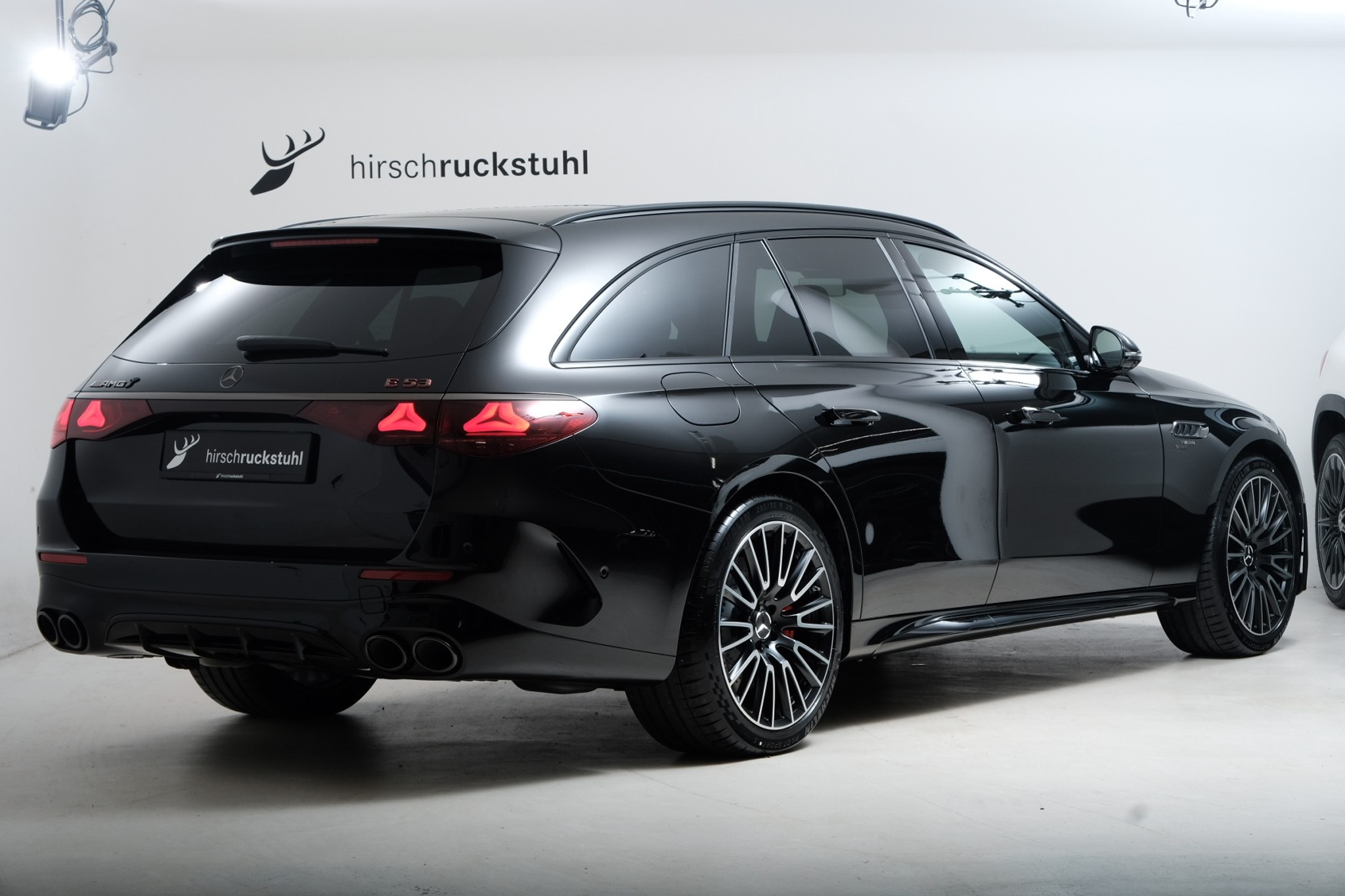 listing desktop thumbnail image 3