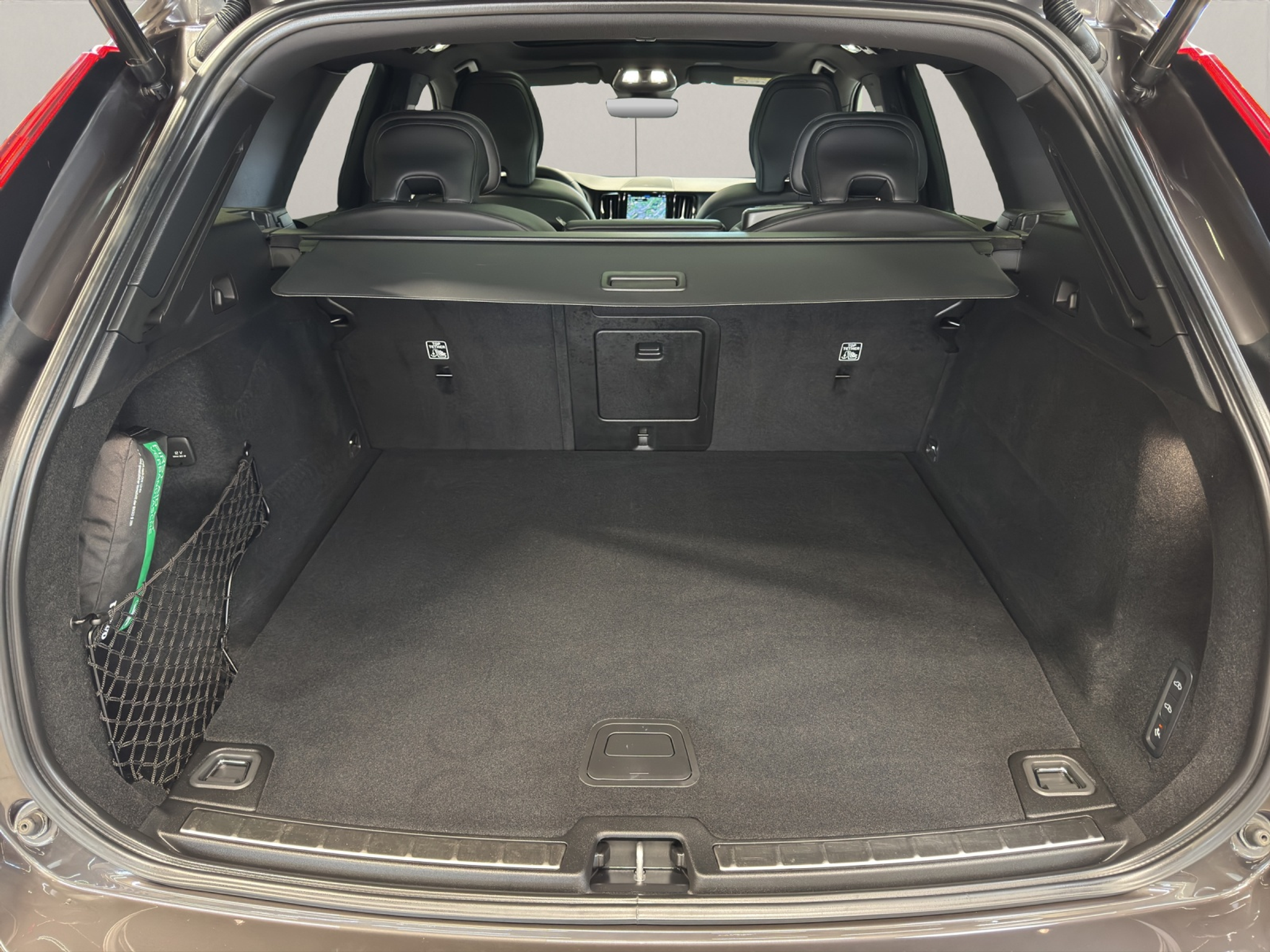 listing desktop thumbnail image 15