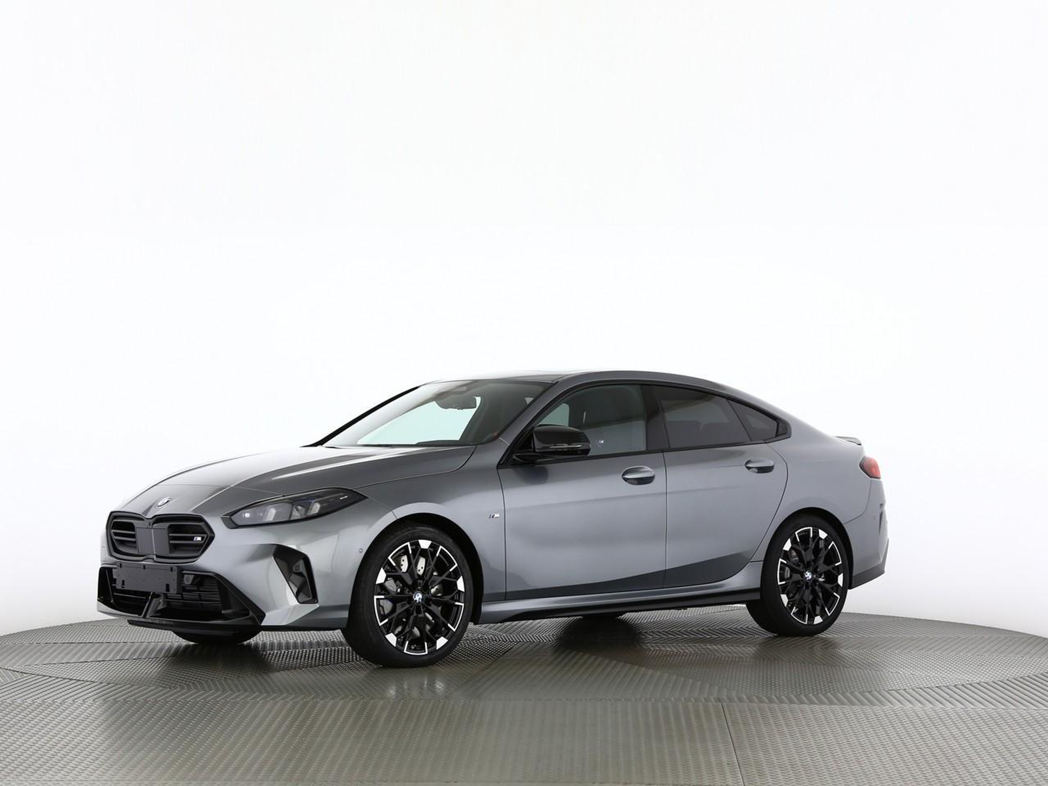 listing desktop thumbnail image 2