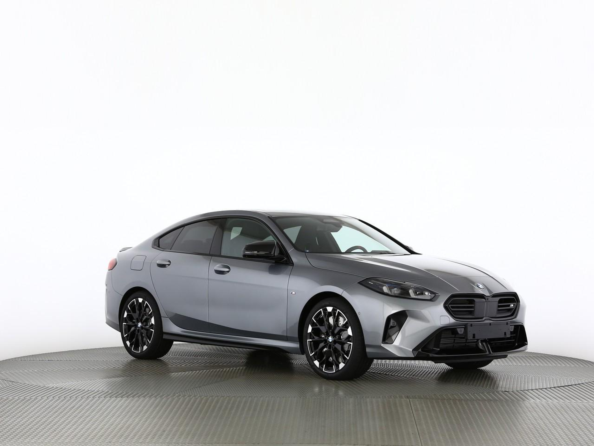 listing desktop thumbnail image 12