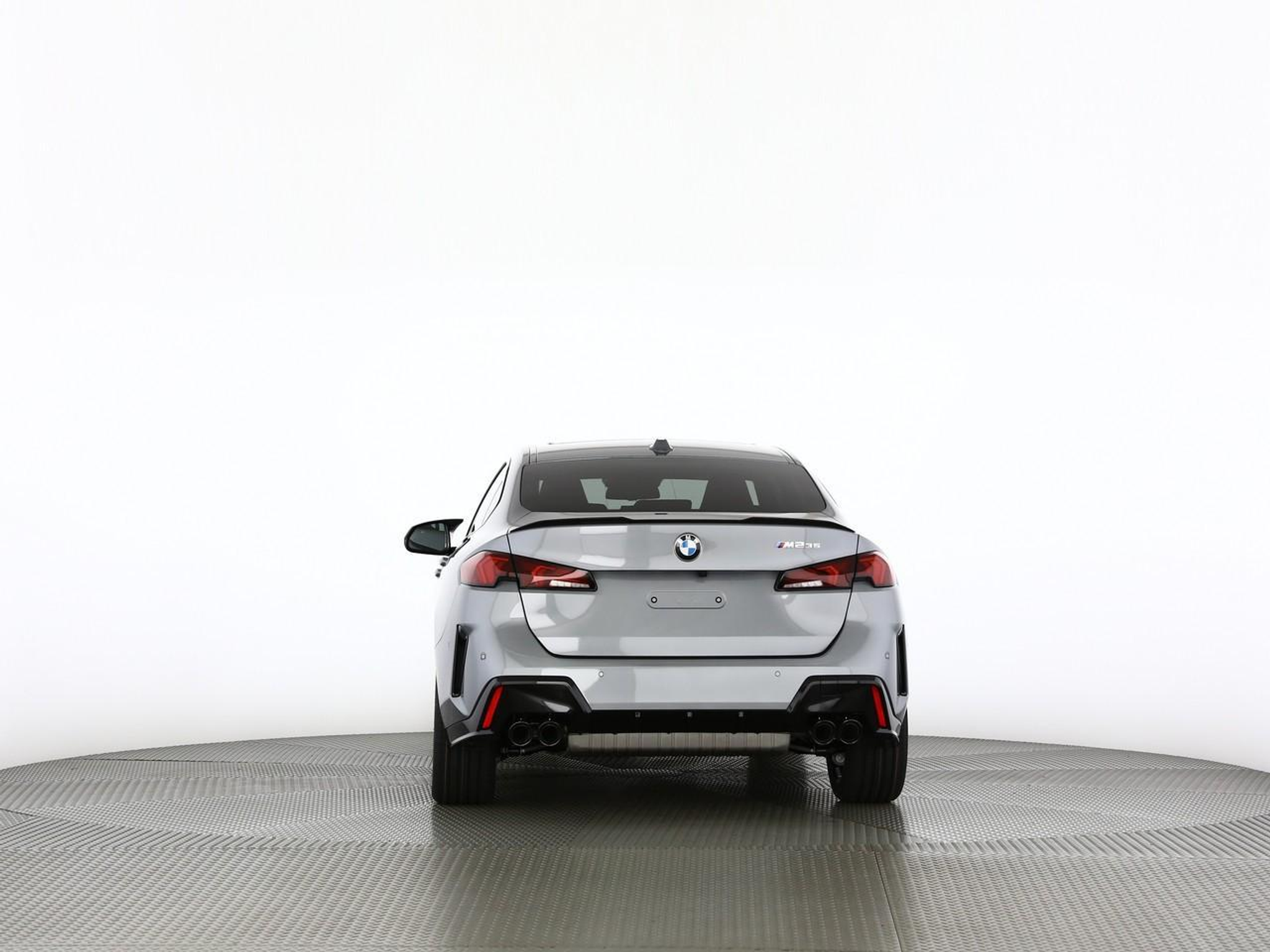 listing desktop thumbnail image 7